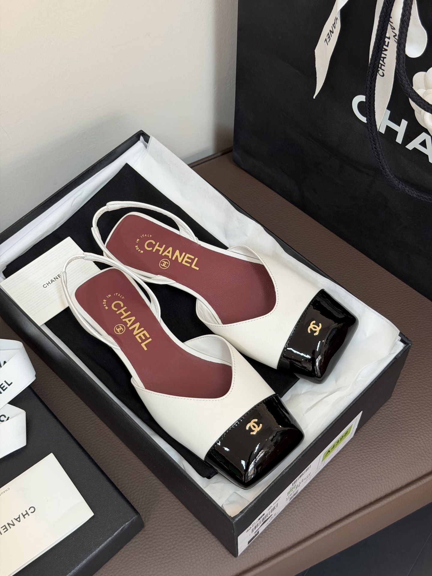 Chanel ss26 new arrival～小香26春夏方头平底玛丽珍新款这个系列真的很出圈，大胆的