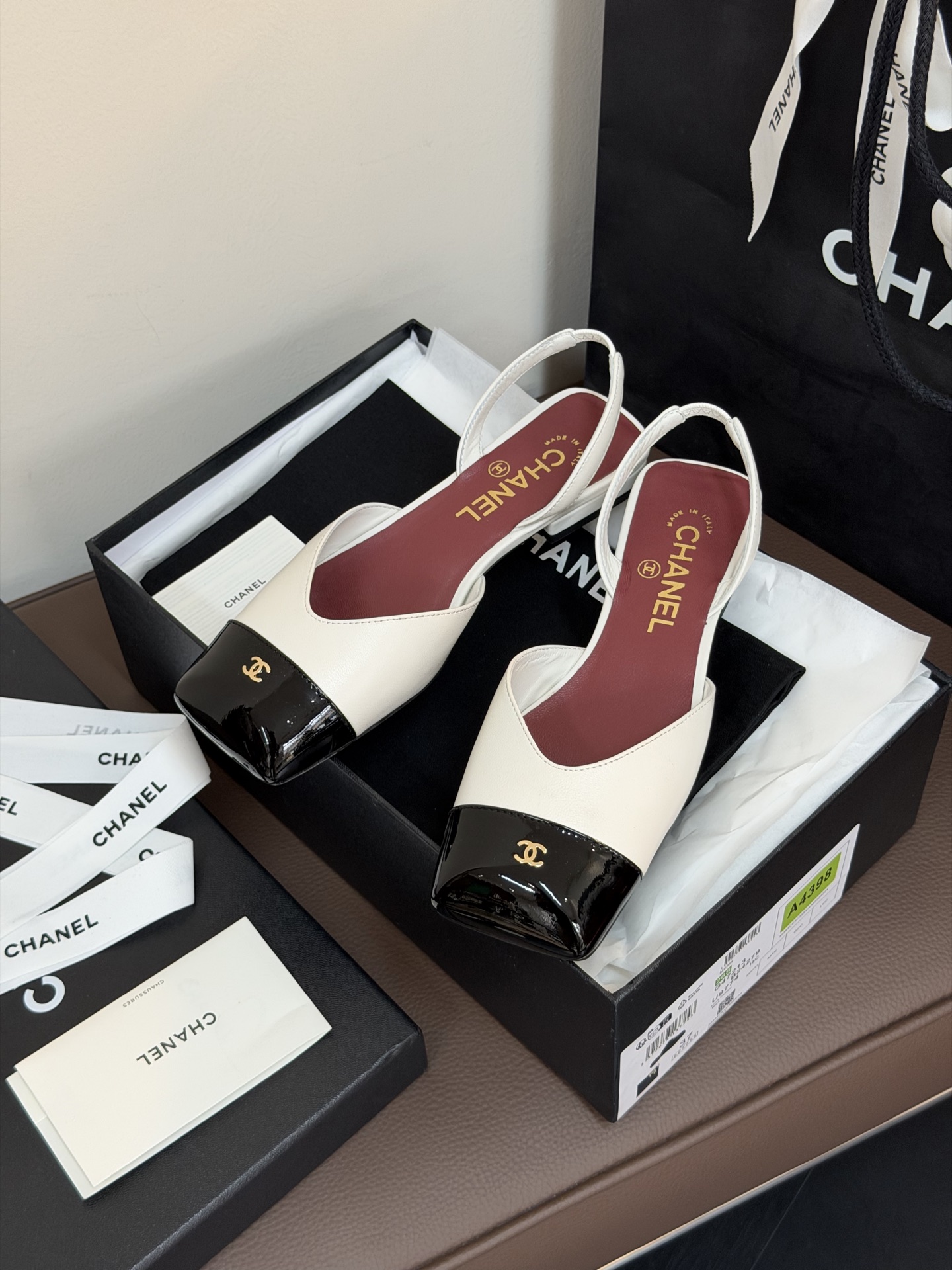 Chanel ss26 new arrival～小香26春夏方头平底玛丽珍新款这个系列真的很出圈，大胆的
