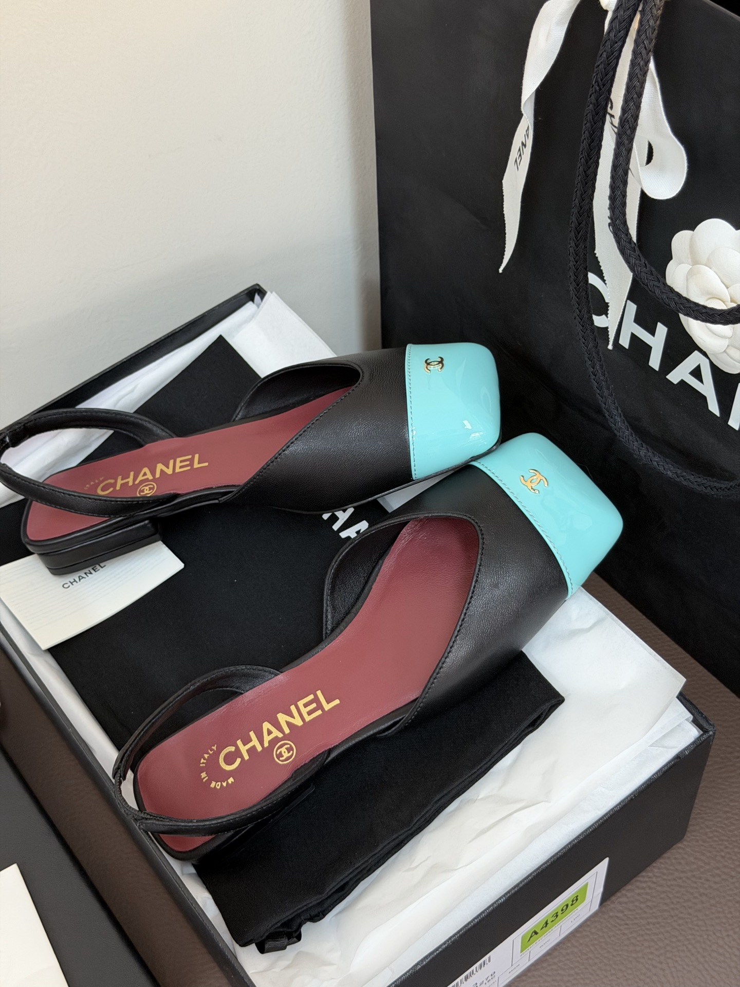 Chanel ss26 new arrival～小香26春夏方头平底玛丽珍新款这个系列真的很出圈，大胆的