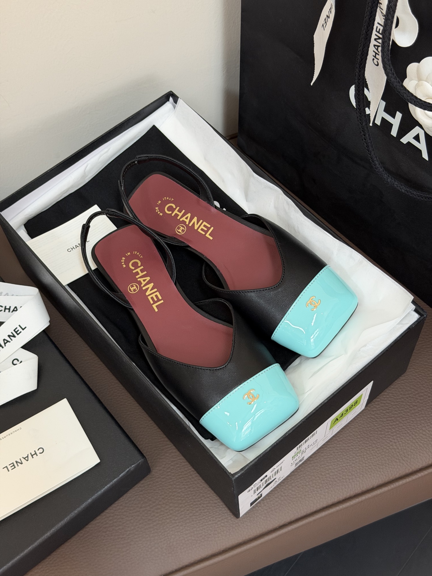 Chanel ss26 new arrival～小香26春夏方头平底玛丽珍新款这个系列真的很出圈，大胆的
