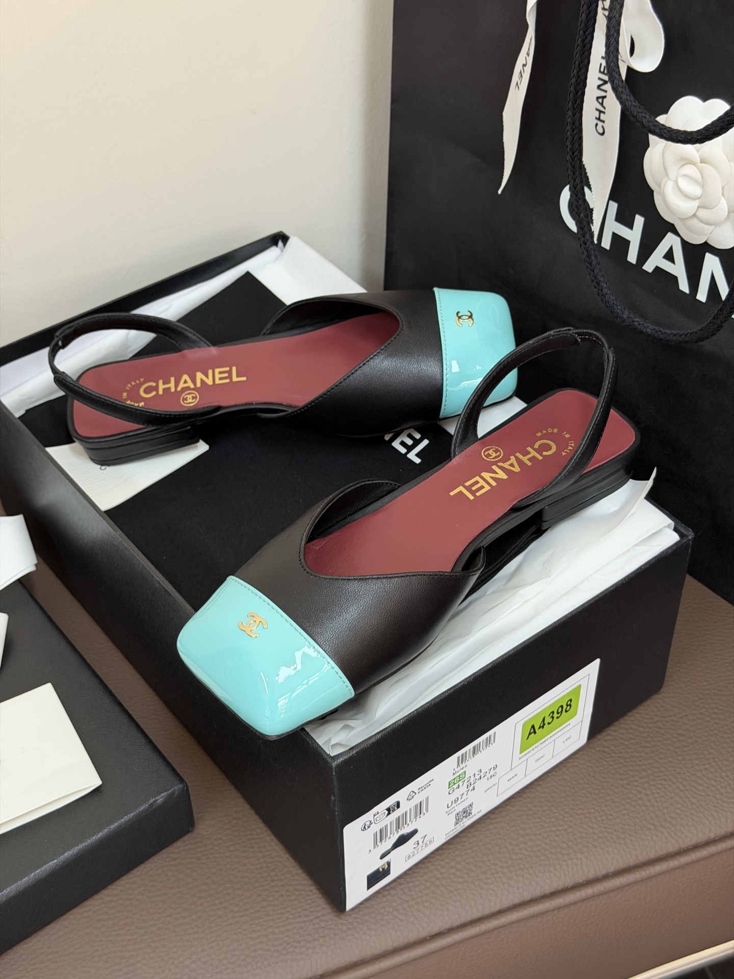 Chanel ss26 new arrival～小香26春夏方头平底玛丽珍新款这个系列真的很出圈，大胆的