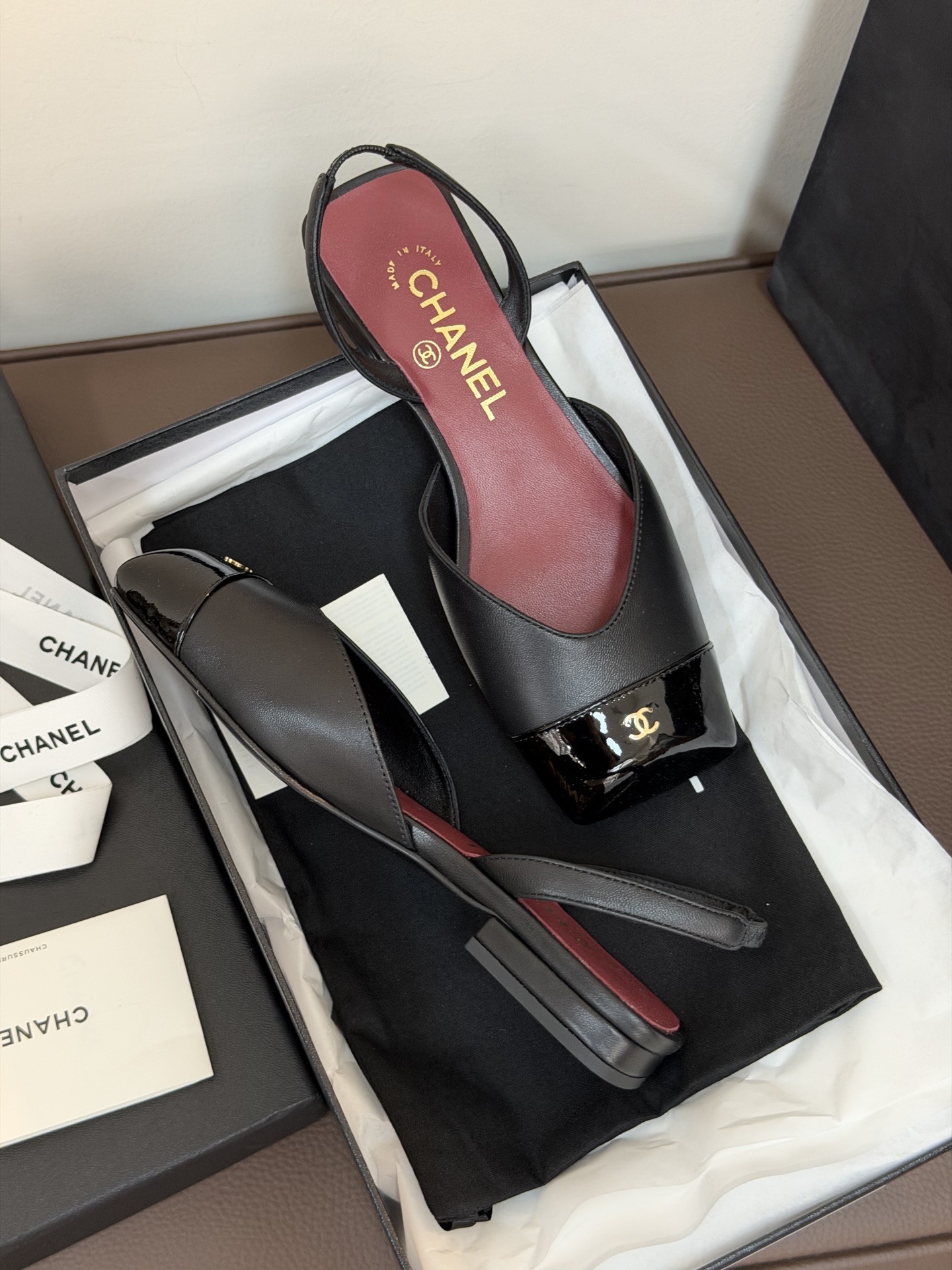 Chanel ss26 new arrival～小香26春夏方头平底玛丽珍新款这个系列真的很出圈，大胆的