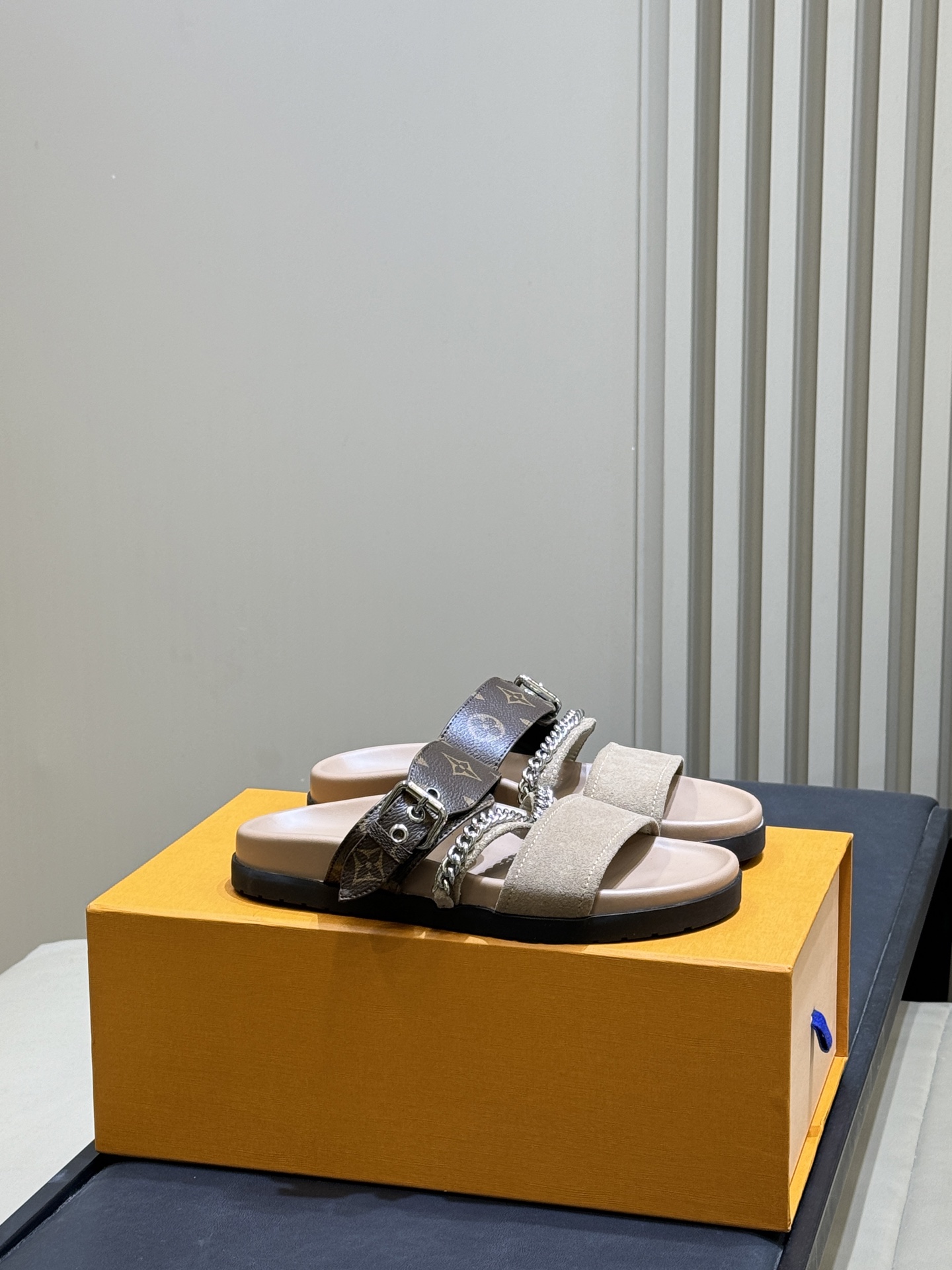 루이비통 신발 80022 Louis Vuitton Shoes
