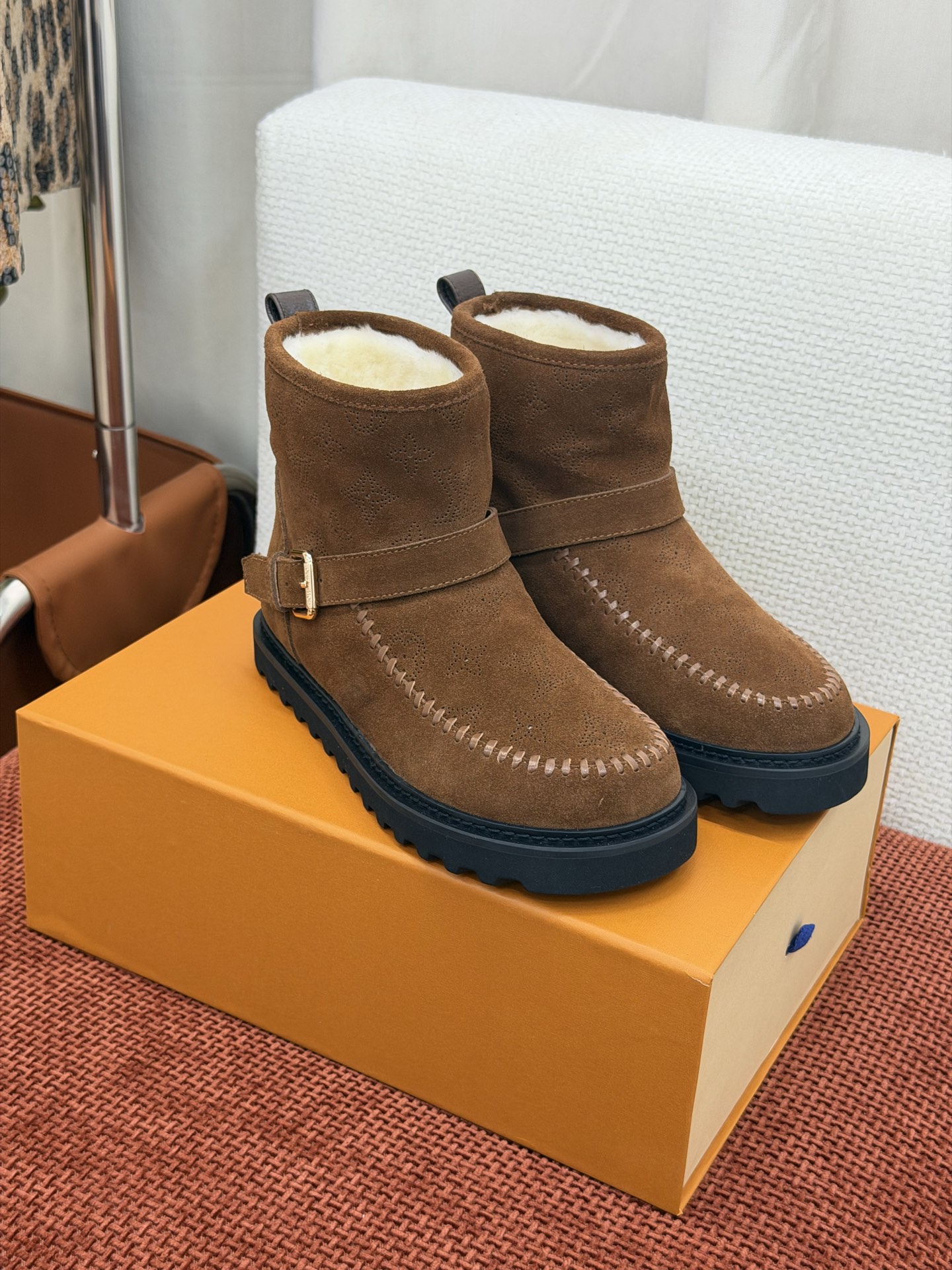 Угги Louis Vuitton