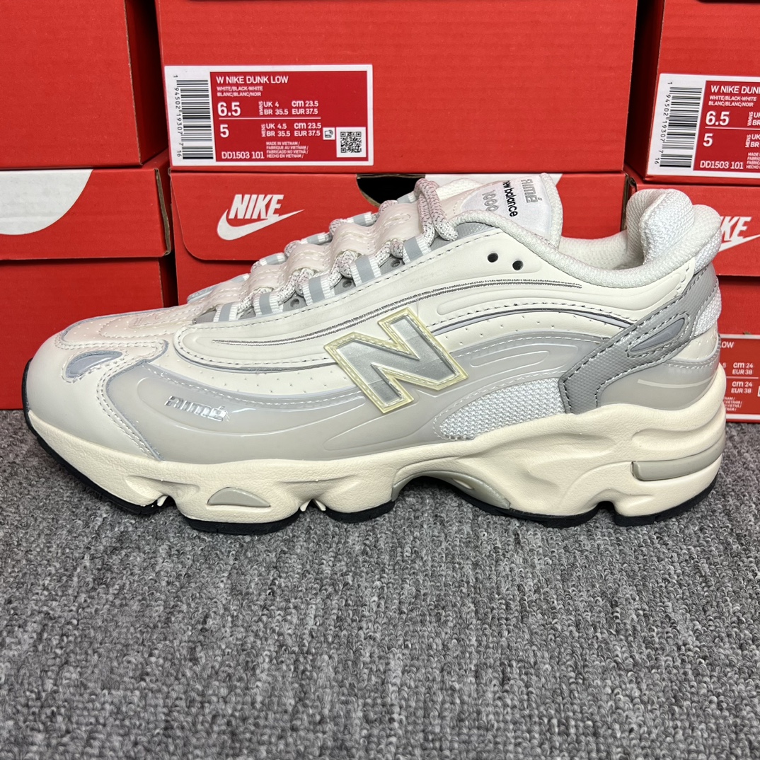 618特价秒杀 DT版纯原NB1000特价! 全码输出! 牛逼大厂出品!平台充正版本,高端选手首选!品质绝对是行业首屈一指的存在! 编码AB213698