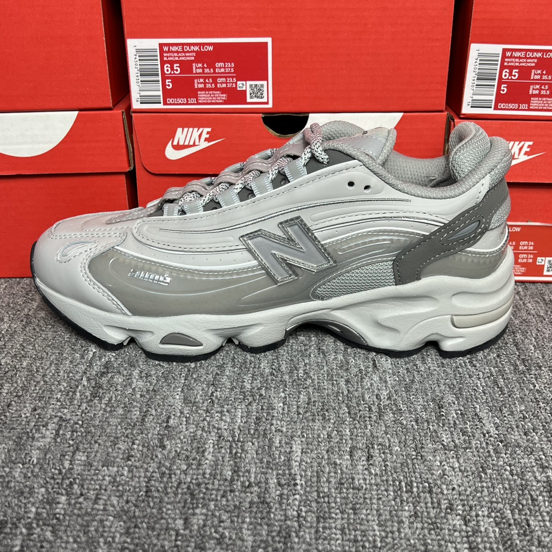 618特价秒杀 DT版纯原NB1000特价! 全码输出! 牛逼大厂出品!平台充正版本,高端选手首选!品质绝对是行业首屈一指的存在! 编码AB213698
