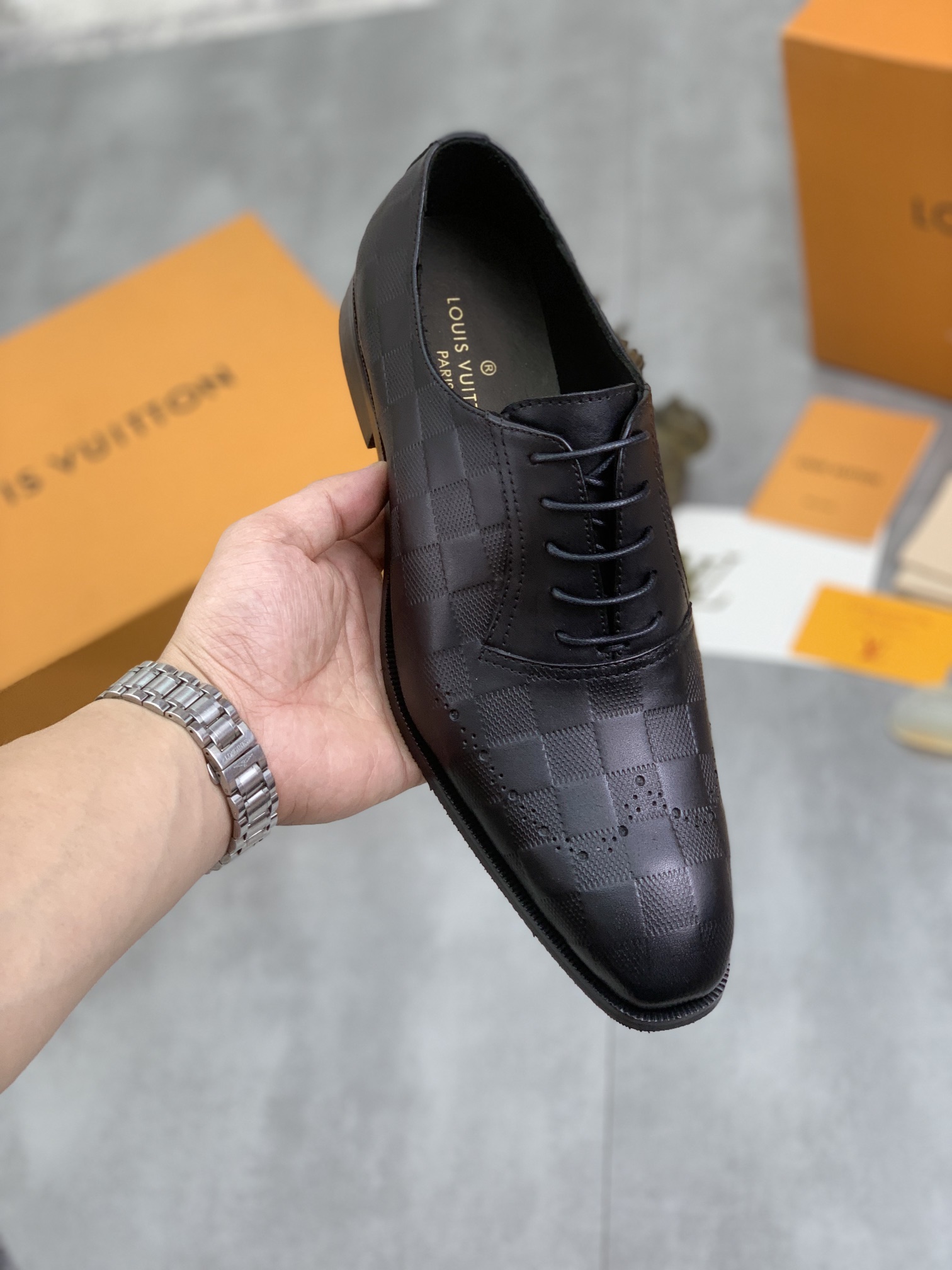 Precio real 💶[LOUIS VUITTON] cuero de vaca teñido con agua pedido original nuevo estilo 🍀LV Louis Vuitton *——¡zapatos…