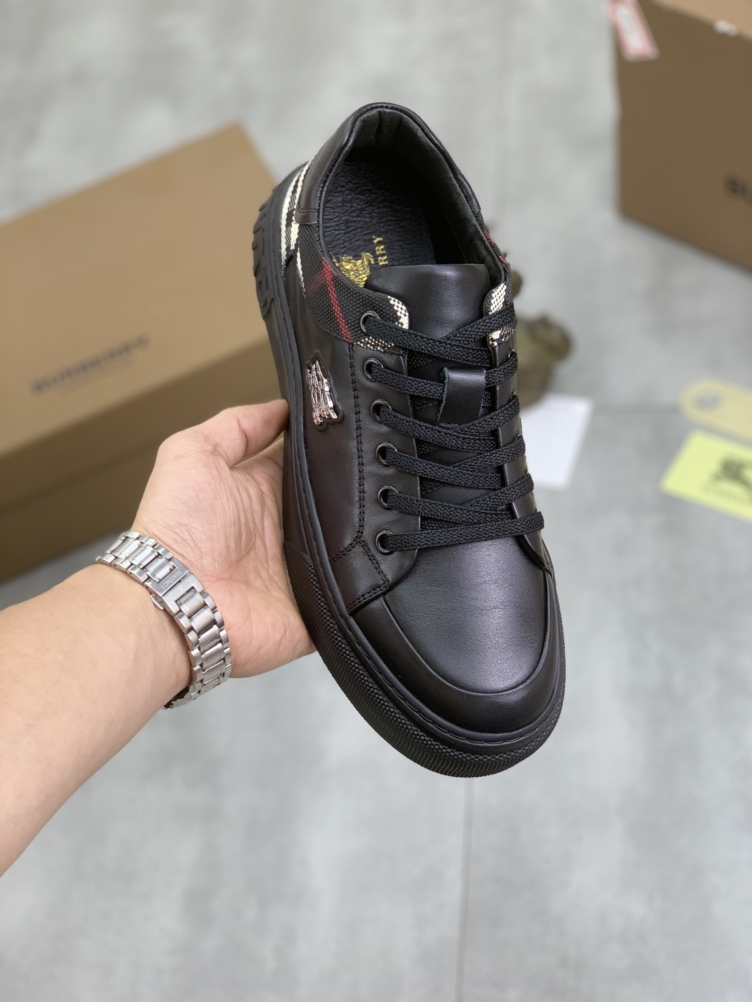 Precio real 🔥🆕 Venta caliente [Burberry] 🔝Marca de zapatos para hombre de alta gama, la parte superior est…