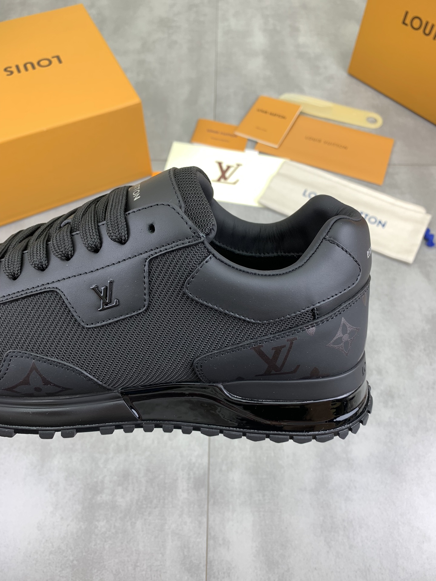 Louis Vuitton Men's Black Leather Run Away Sneakers - Size 38-44 8 i1718815037 4687 8