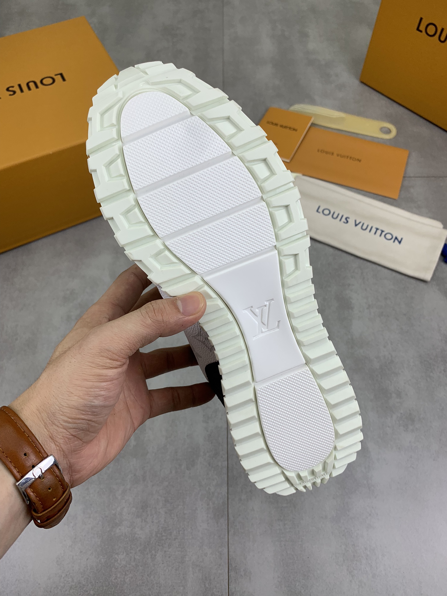 Louis Vuitton Men's Run Away Pulse Sneaker in Monogram Leather 9 i1718815055 2186 0