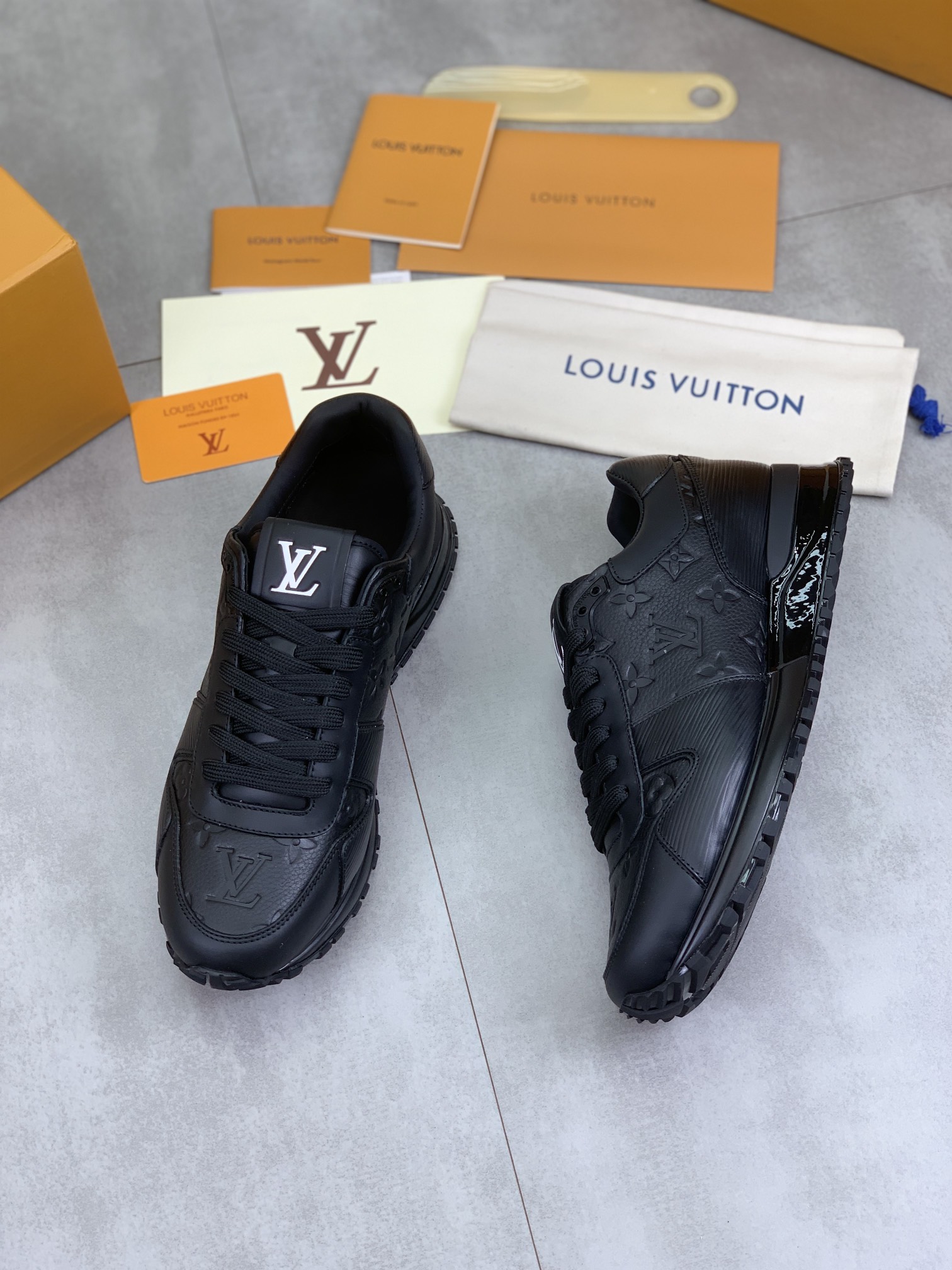 Louis Vuitton Men's Run Away Sneakers Leather Classic Black Shoes 6 i1718815091 981 2