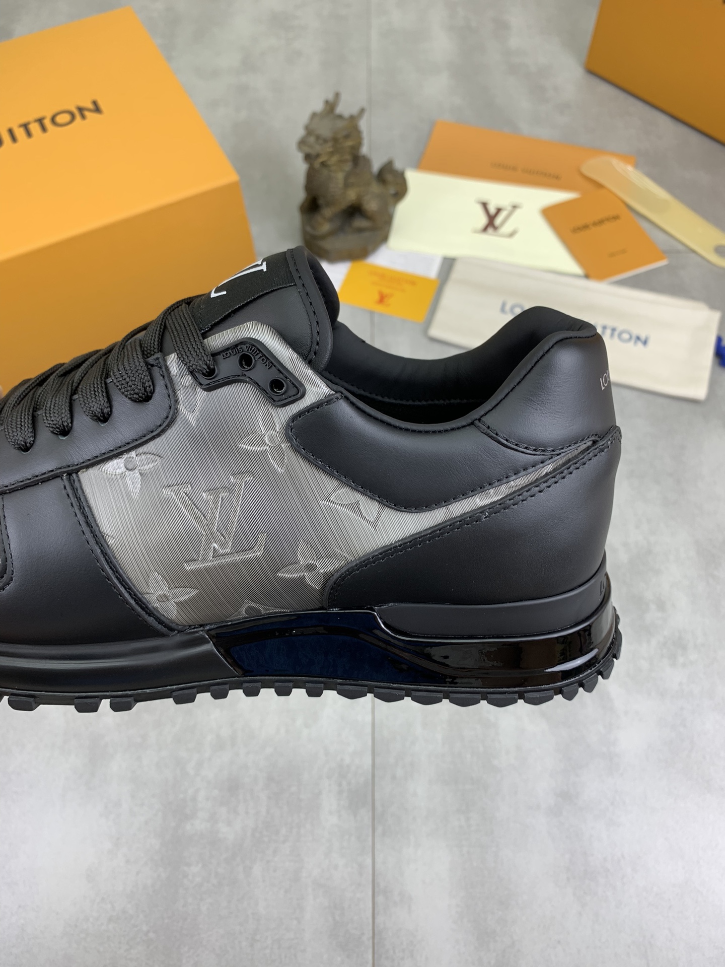 Louis Vuitton Men's Black Leather Run Away Sneakers Monogram Size 38-44 8 i1719847666 3982 0