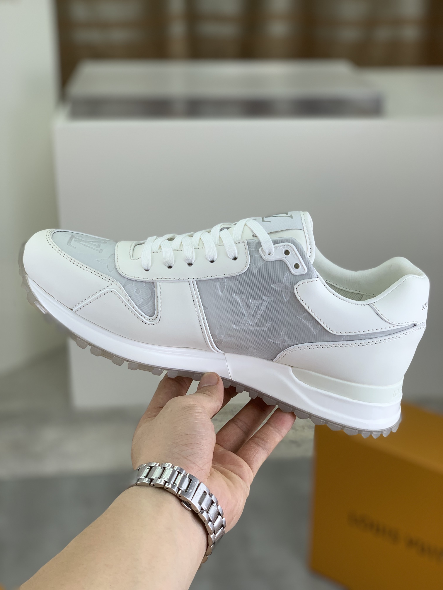 Louis Vuitton Men's White Leather Run Away Sneaker, Classic and Comfortable 7 i1719847702 2013 0