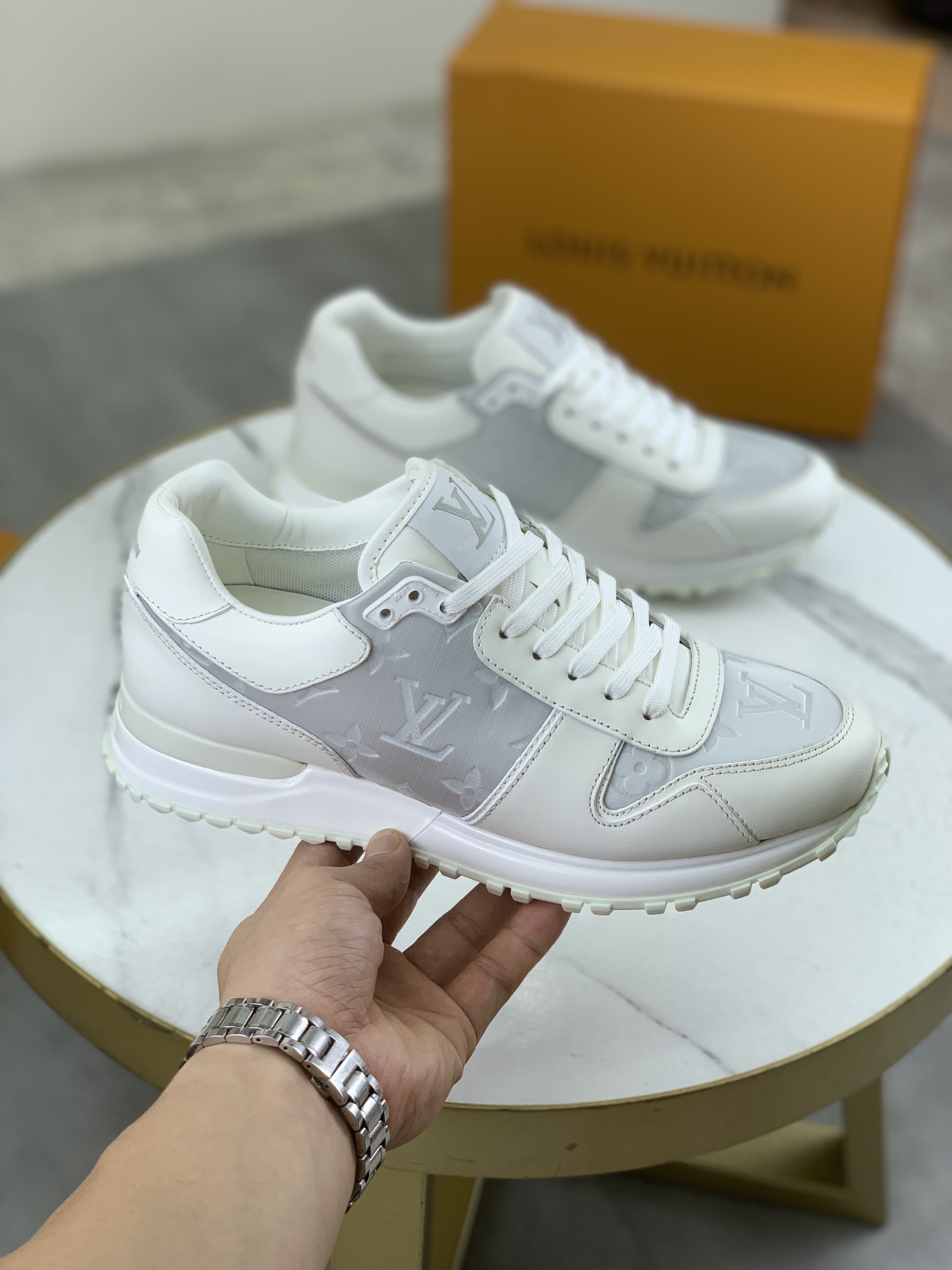 Louis Vuitton Men's White Leather Run Away Sneakers Size EU 38-44 4 i1719847724 9401 0