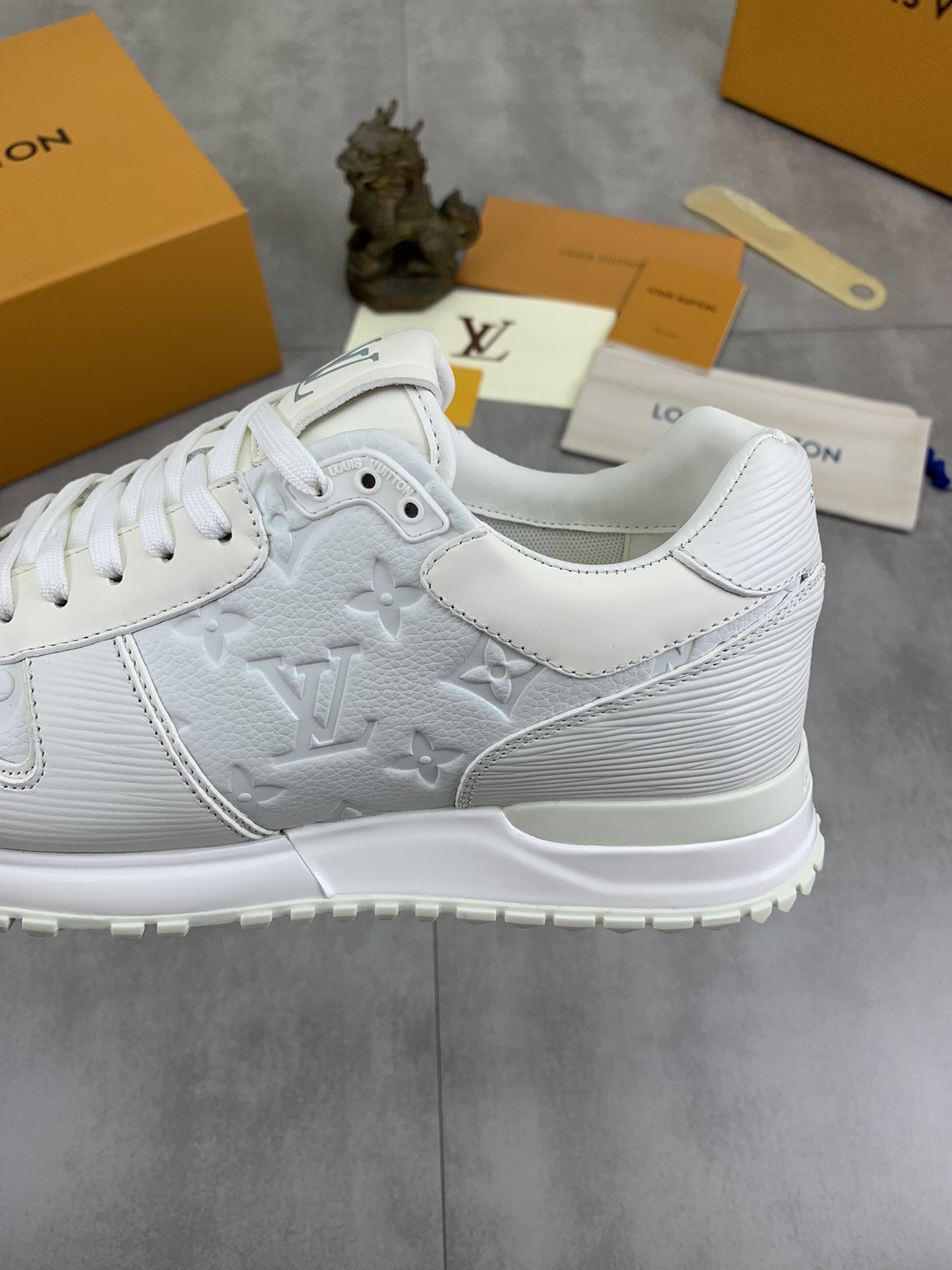 Louis Vuitton Men's White Leather Run Away Sneakers, Size 38-44 8 i1719847741 7116 0