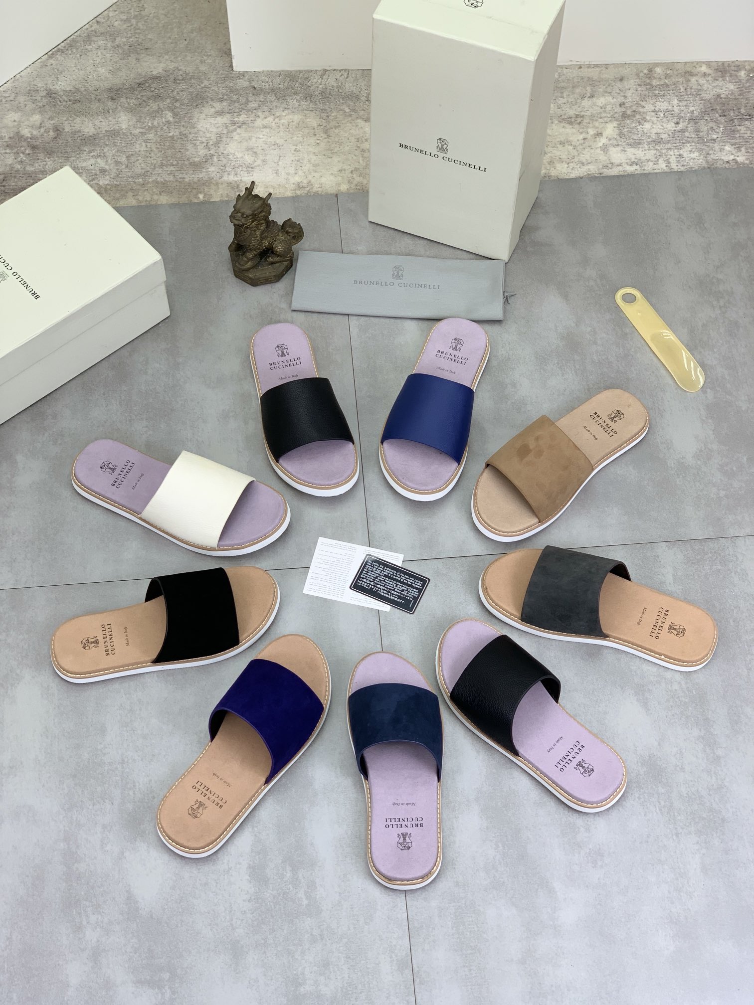 Precio de fábrica P130 Precio real Brunello Cucinelli BC New Suede Slippers, 24ss New Collection ¡Es