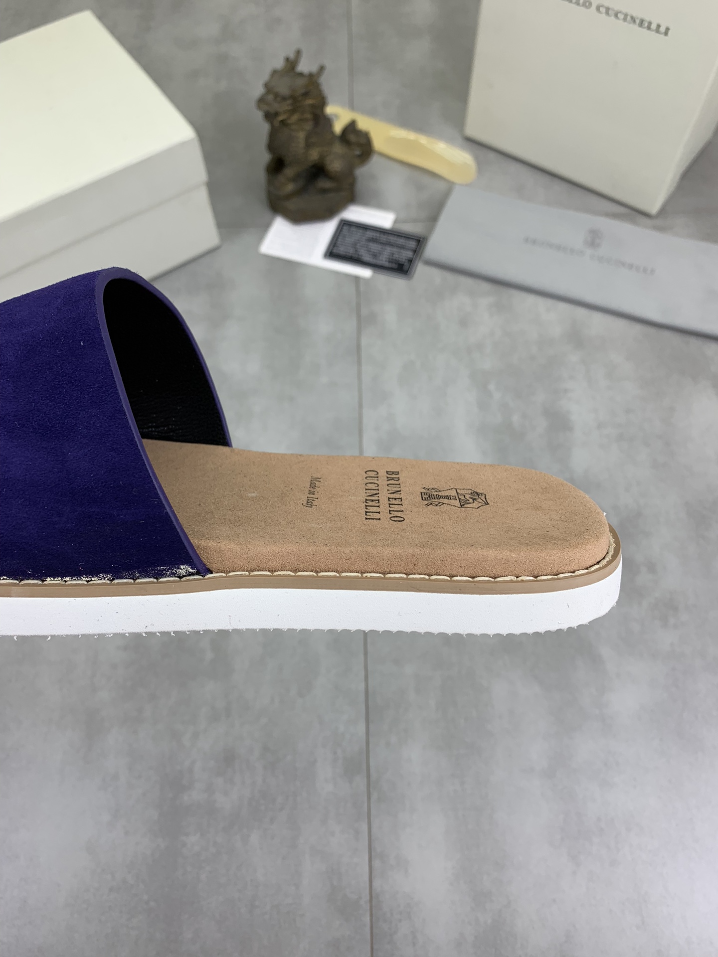 Precio de fábrica P130 Precio real Brunello Cucinelli BC New Suede Slippers, 24ss New Collection ¡Es