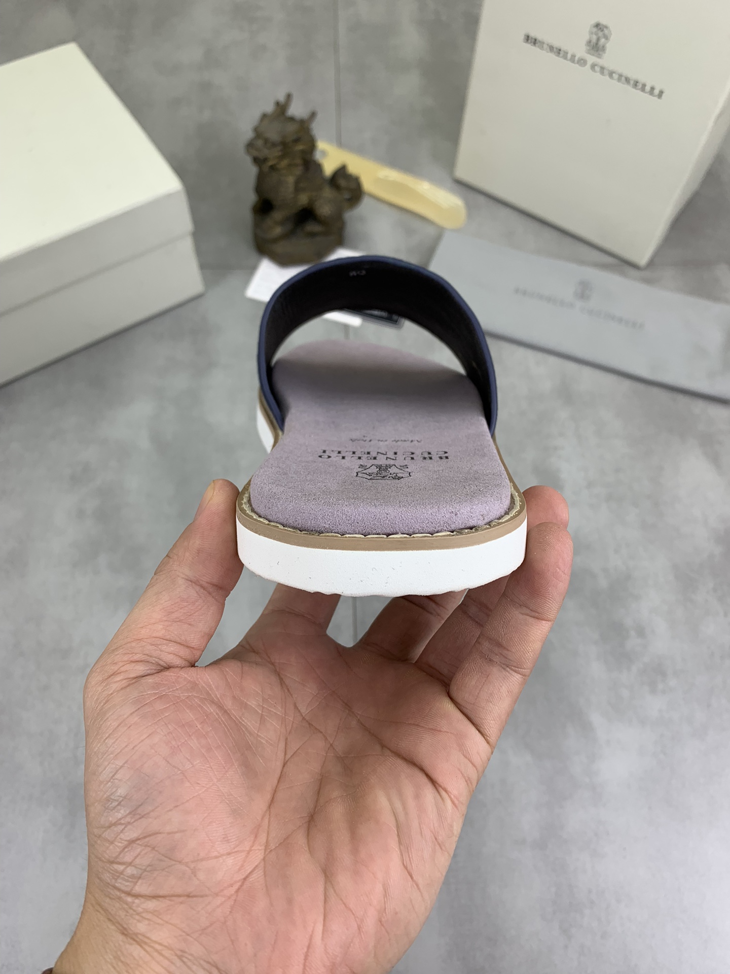 Precio de fábrica P130 Precio real Brunello Cucinelli BC New Suede Slippers, 24ss New Collection ¡Es