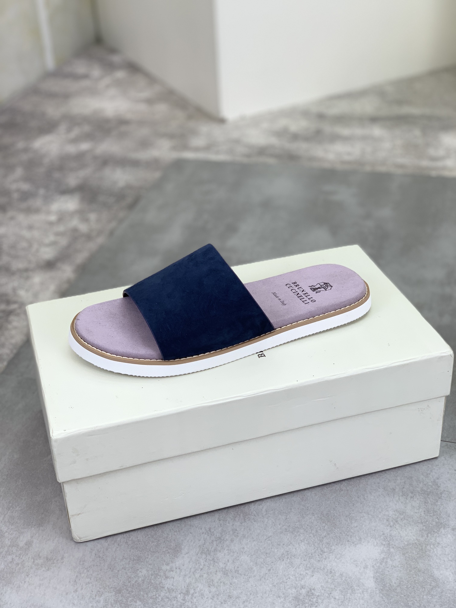 Precio de fábrica P130 Precio real Brunello Cucinelli BC New Suede Slippers, 24ss New Collection ¡Es