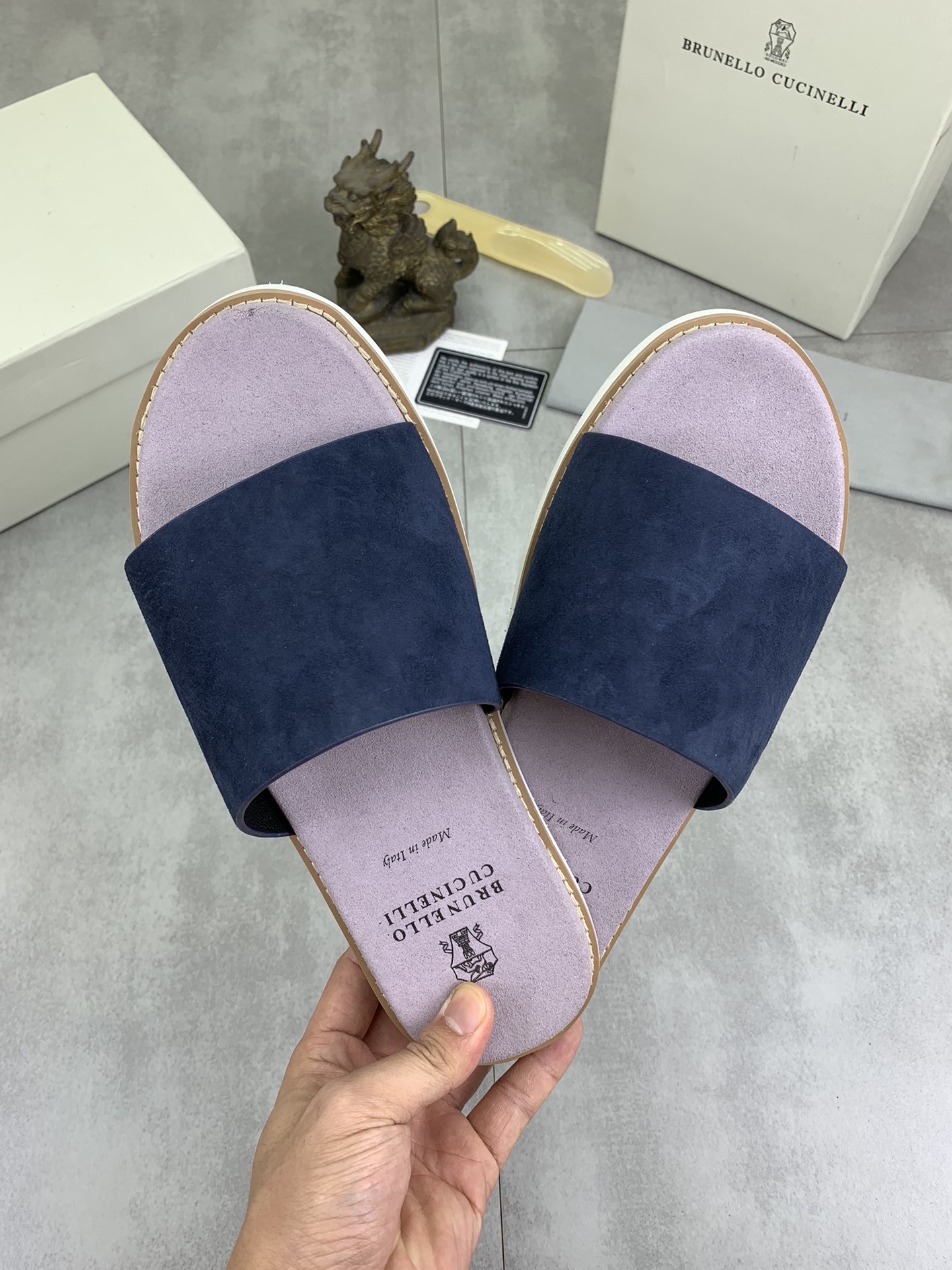 Precio de fábrica P130 Precio real Brunello Cucinelli BC New Suede Slippers, 24ss New Collection ¡Es