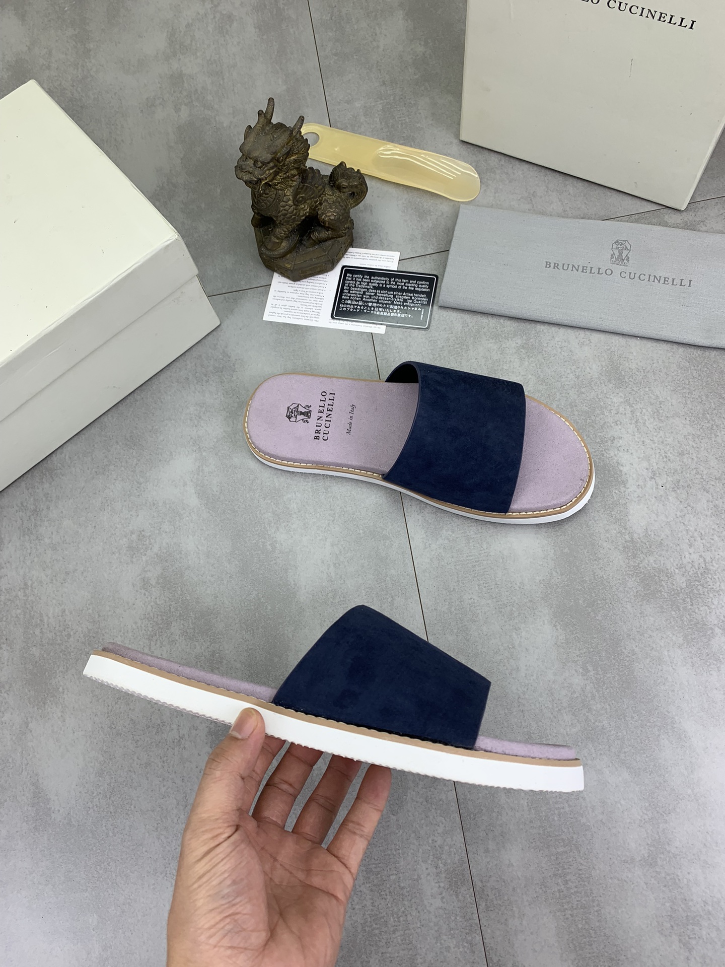 Precio de fábrica P130 Precio real Brunello Cucinelli BC New Suede Slippers, 24ss New Collection ¡Es