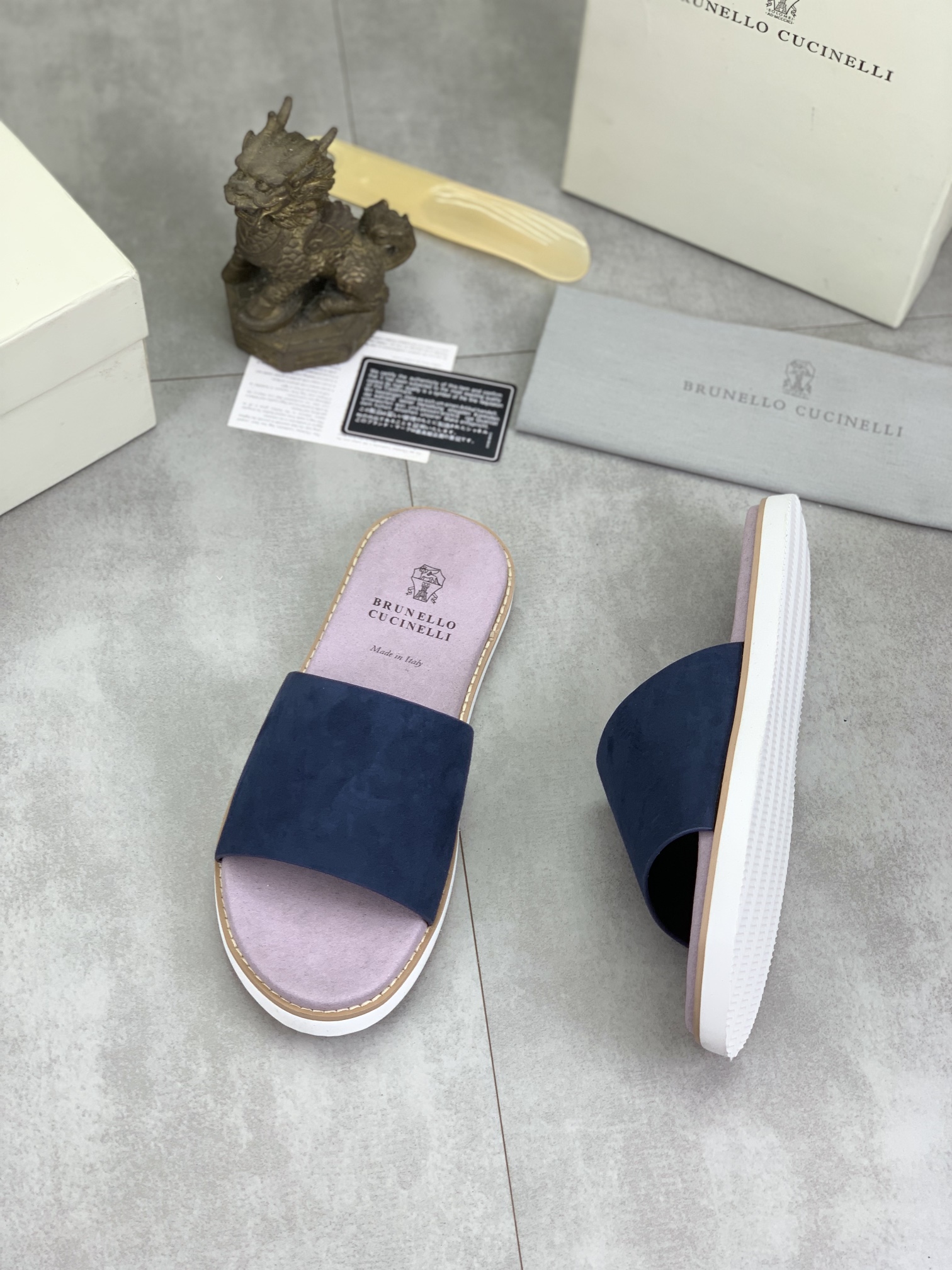 Precio de fábrica P130 Precio real Brunello Cucinelli BC New Suede Slippers, 24ss New Collection ¡Es