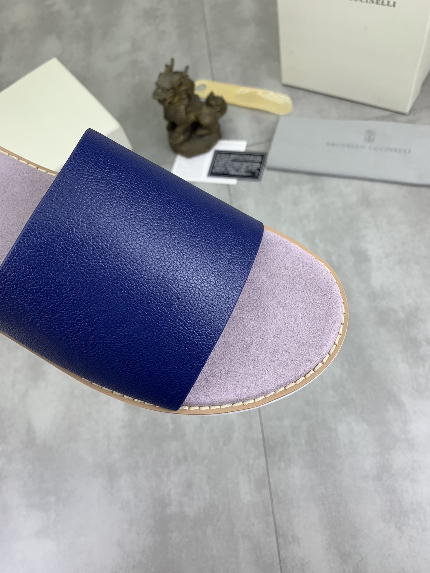 Precio de fábrica P130 Precio real Brunello Cucinelli BC New Suede Slippers, 24ss New Collection ¡Es