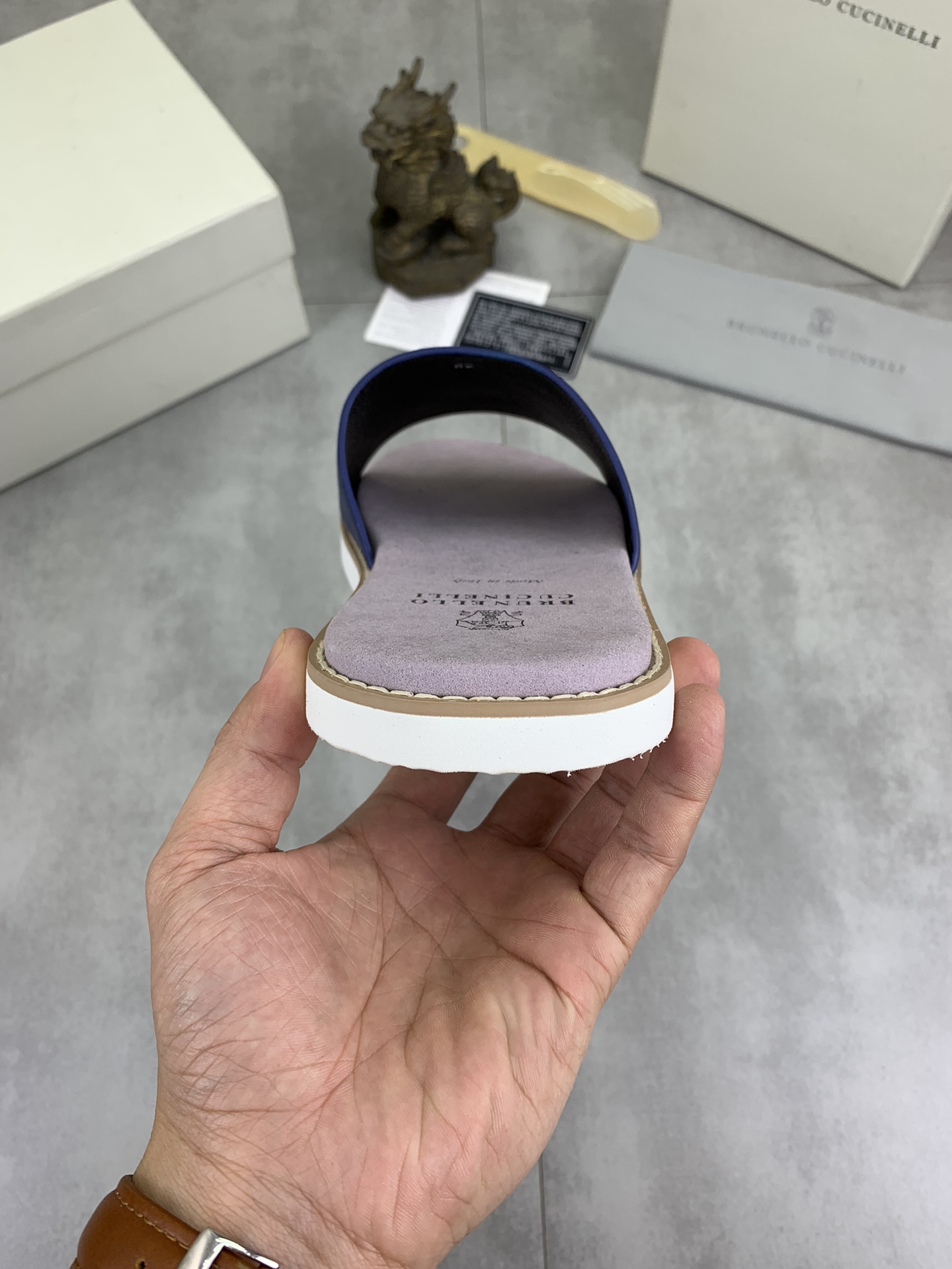 Precio de fábrica P130 Precio real Brunello Cucinelli BC New Suede Slippers, 24ss New Collection ¡Es