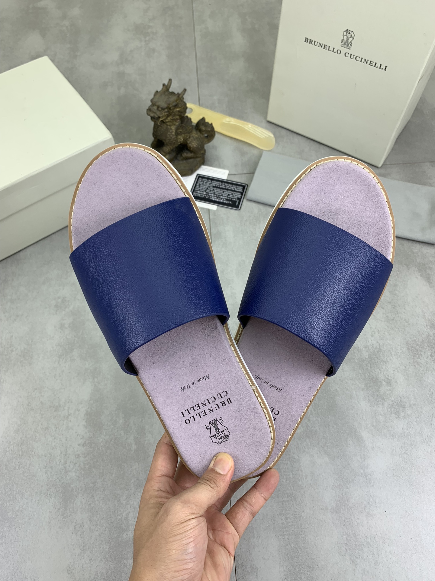 Precio de fábrica P130 Precio real Brunello Cucinelli BC New Suede Slippers, 24ss New Collection ¡Es
