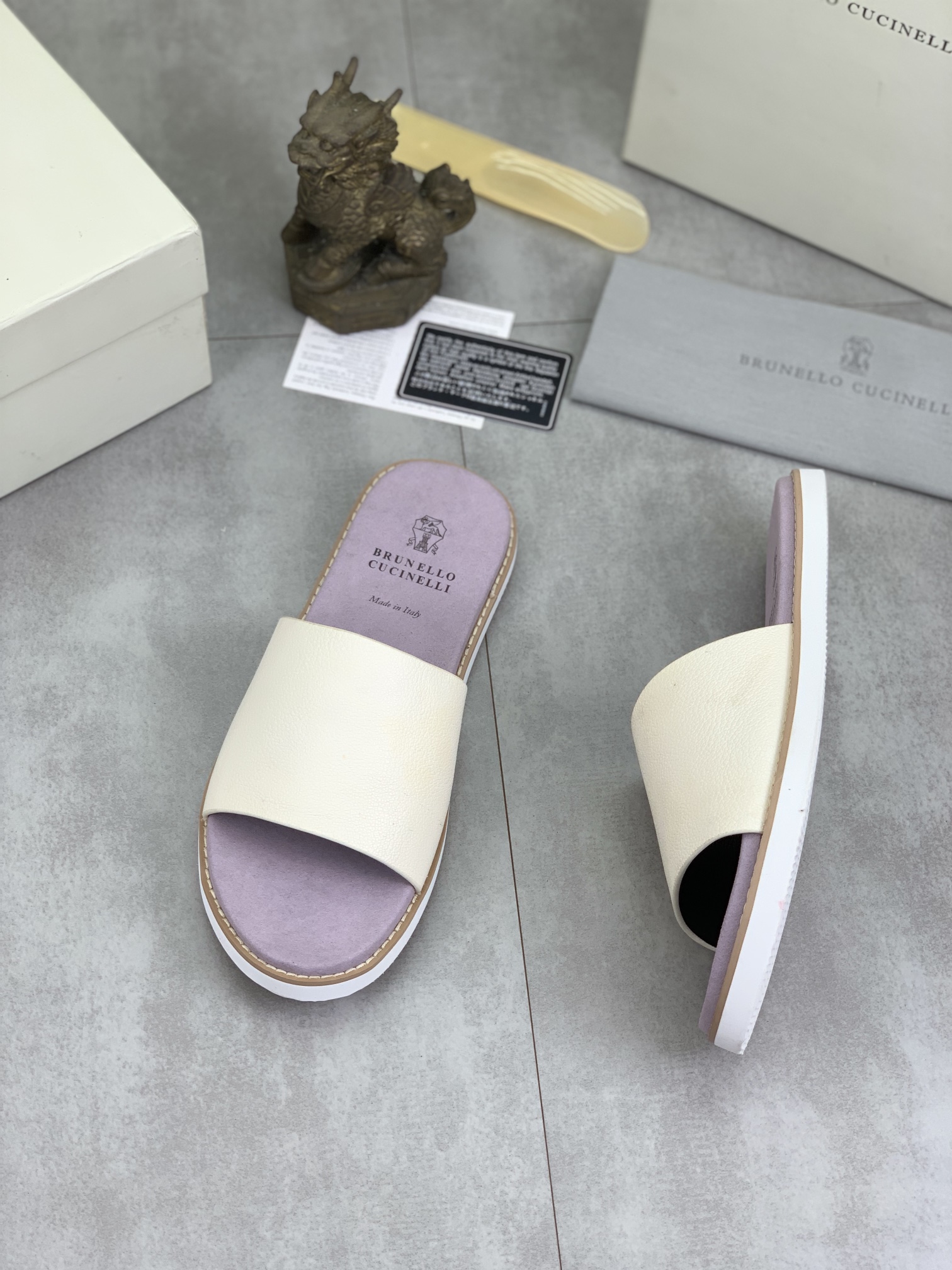 Precio de fábrica P130 Precio real Brunello Cucinelli BC New Suede Slippers, 24ss New Collection ¡Es