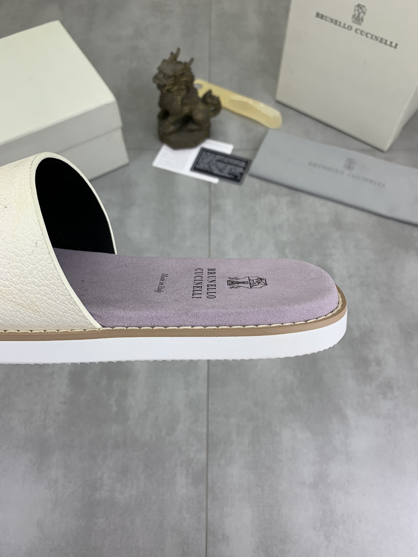 Precio de fábrica P130 Precio real Brunello Cucinelli BC New Suede Slippers, 24ss New Collection ¡Es