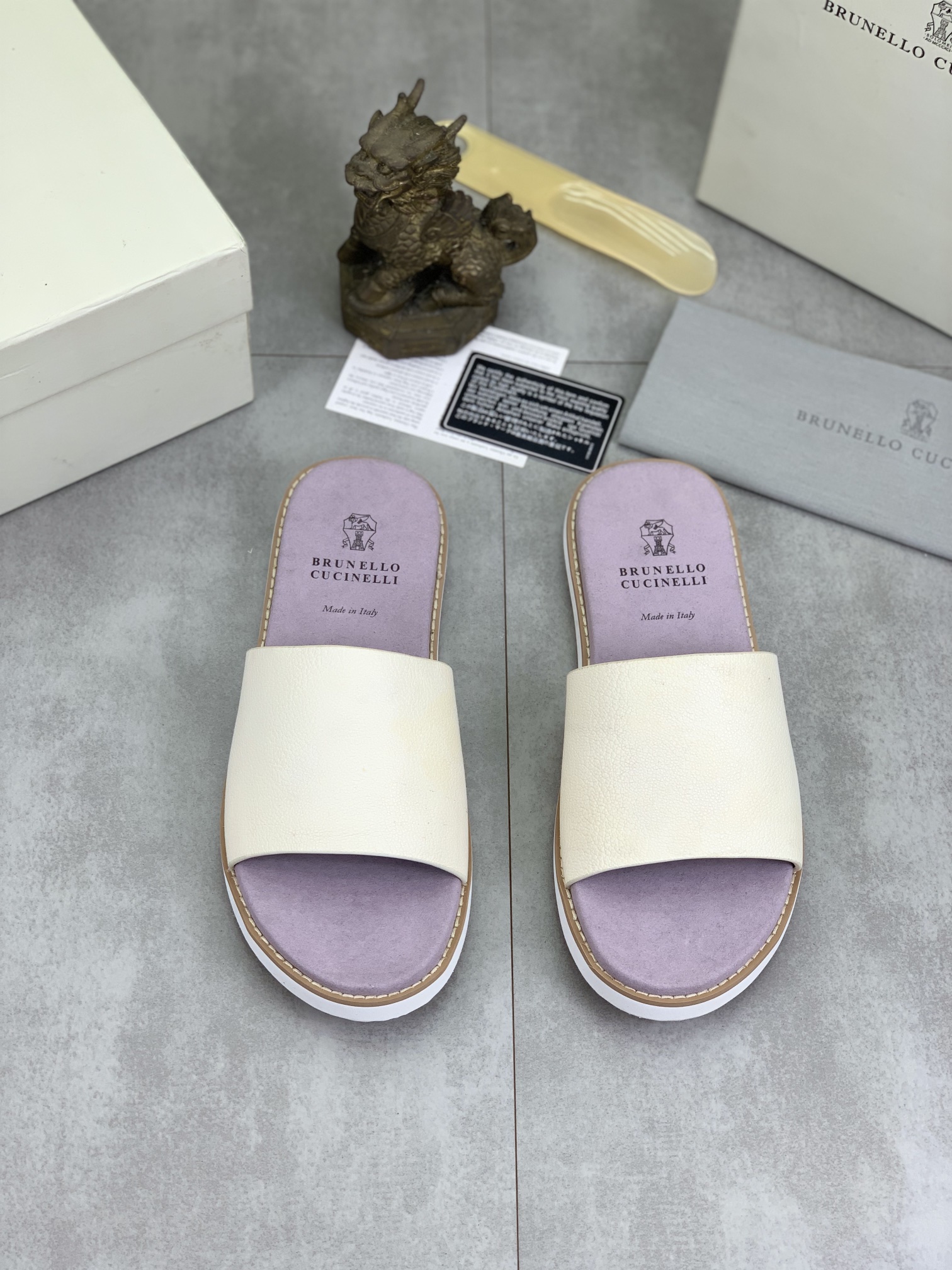 Precio de fábrica P130 Precio real Brunello Cucinelli BC New Suede Slippers, 24ss New Collection ¡Es