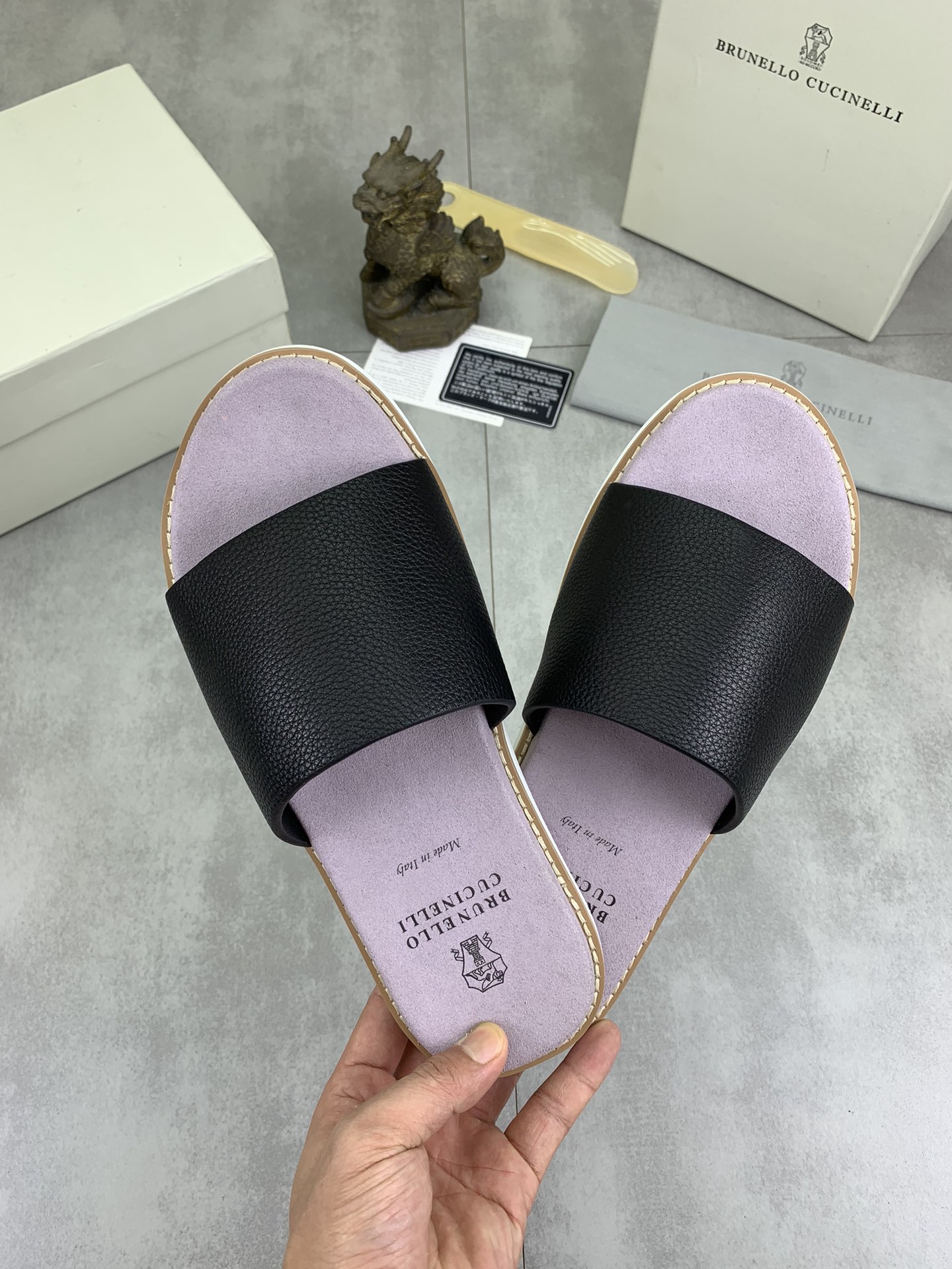 Precio de fábrica P130 Precio real Brunello Cucinelli BC New Suede Slippers, 24ss New Collection ¡Es