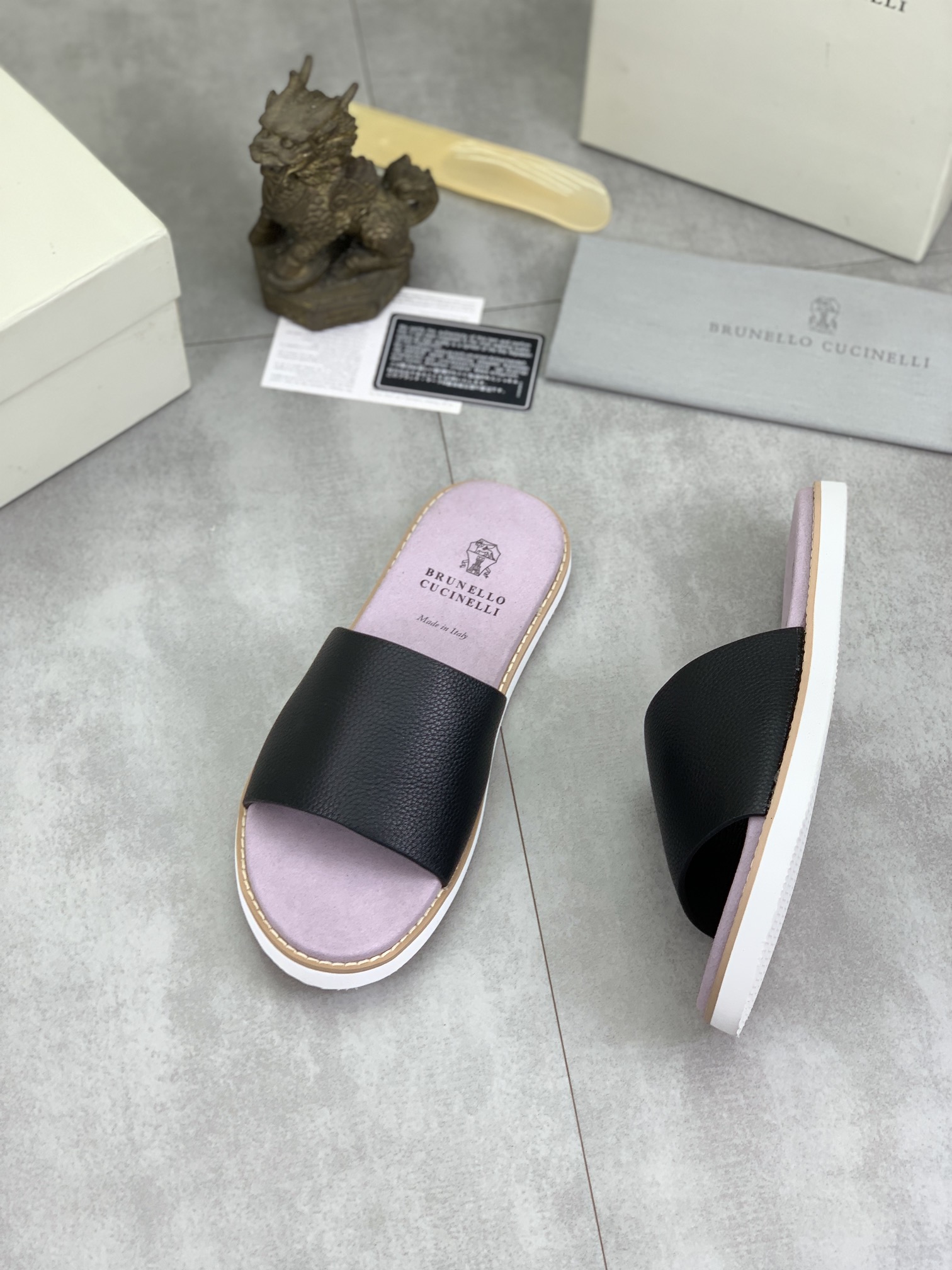 Precio de fábrica P130 Precio real Brunello Cucinelli BC New Suede Slippers, 24ss New Collection ¡Es