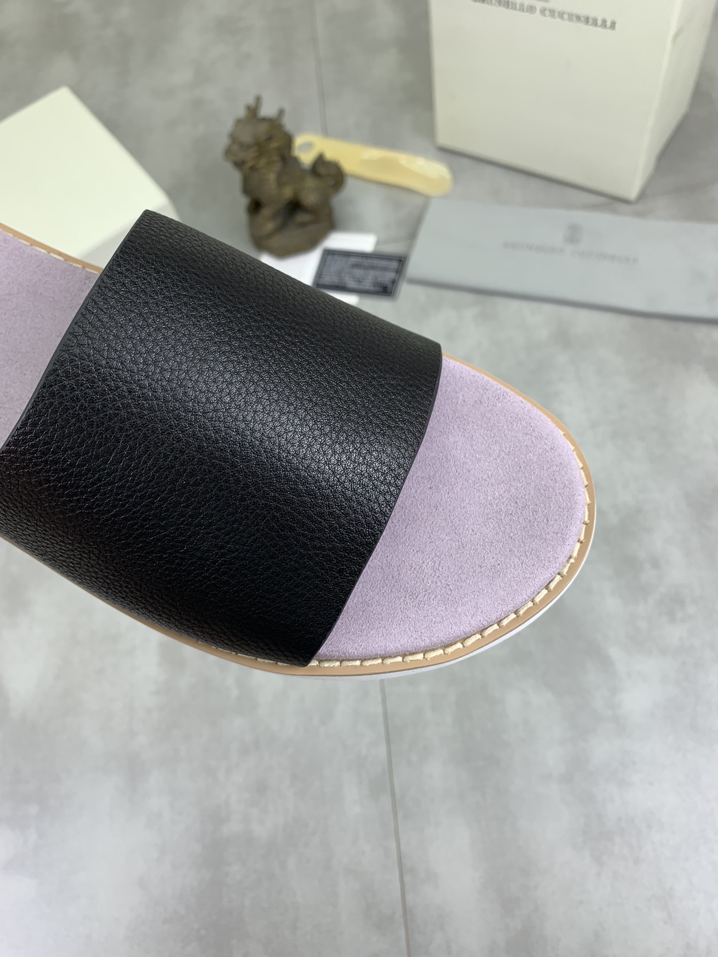 Precio de fábrica P130 Precio real Brunello Cucinelli BC New Suede Slippers, 24ss New Collection ¡Es