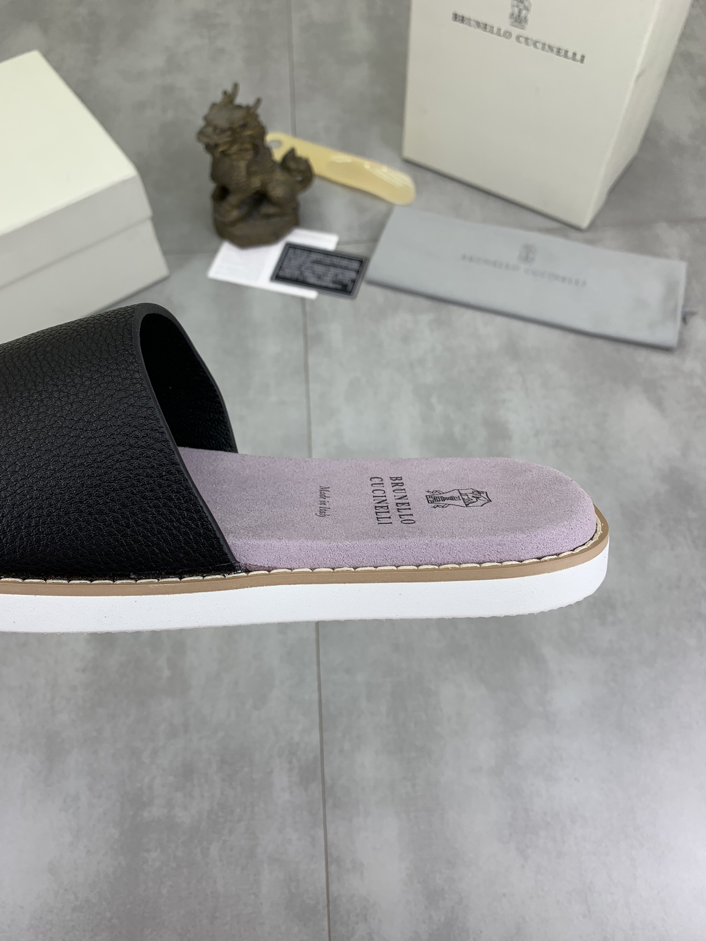 Precio de fábrica P130 Precio real Brunello Cucinelli BC New Suede Slippers, 24ss New Collection ¡Es