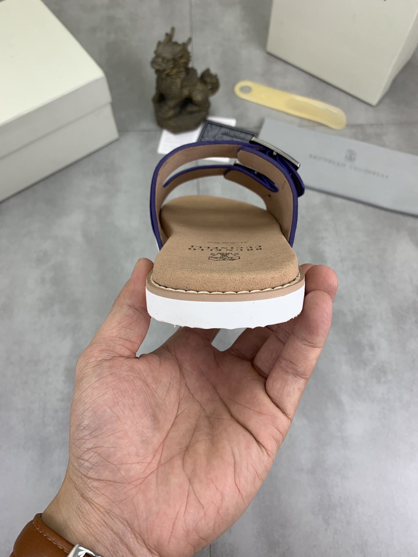 Precio de fábrica P150 Precio real Brunello Cucinelli BC New Suede Slippers, 24ss New Collection ¡Es