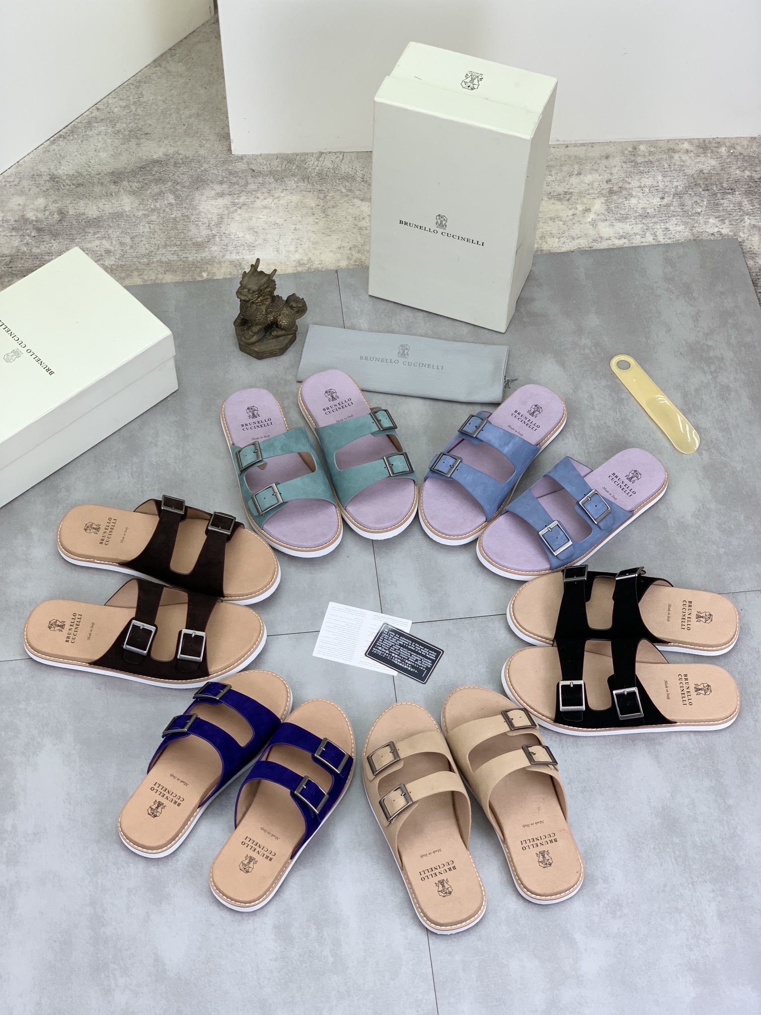 Precio de fábrica P150 Precio real Brunello Cucinelli BC New Suede Slippers, 24ss New Collection ¡Es
