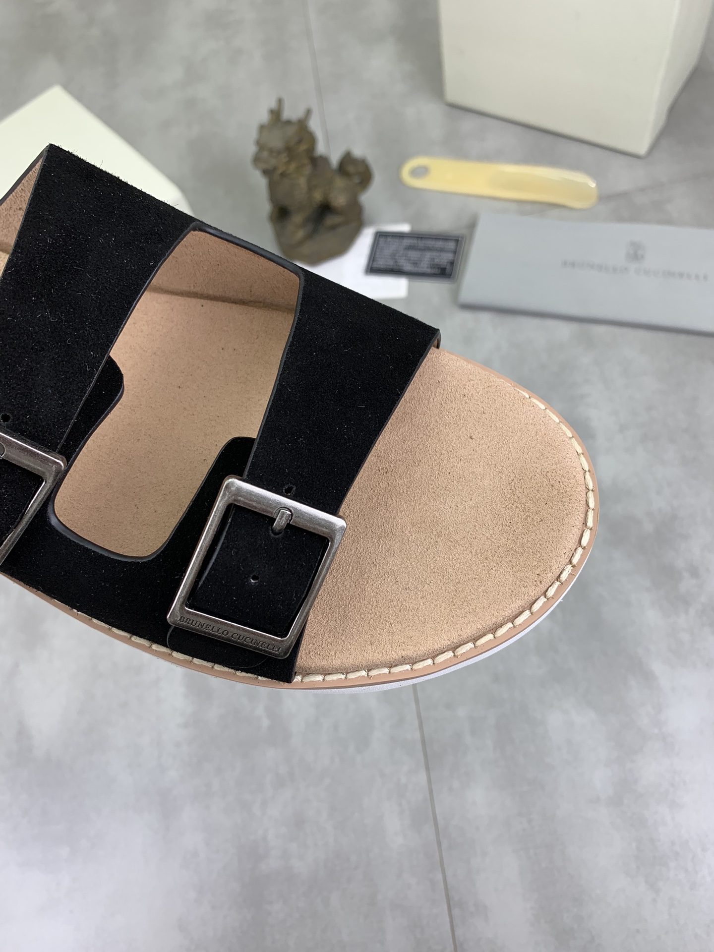 Precio de fábrica P150 Precio real Brunello Cucinelli BC New Suede Slippers, 24ss New Collection ¡Es