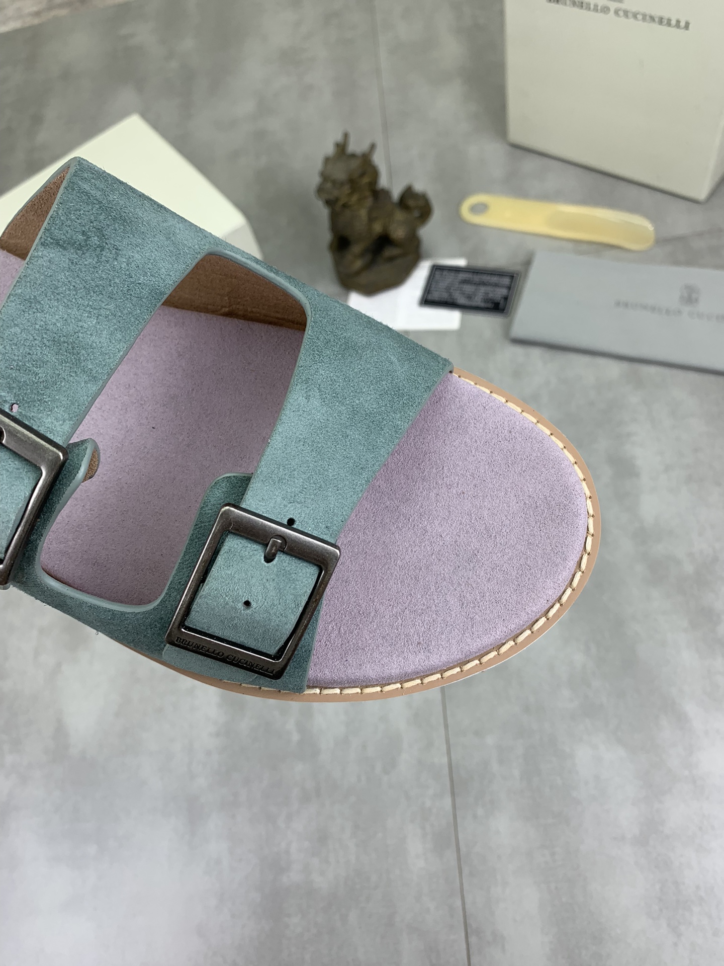 Precio de fábrica P150 Precio real Brunello Cucinelli BC New Suede Slippers, 24ss New Collection ¡Es