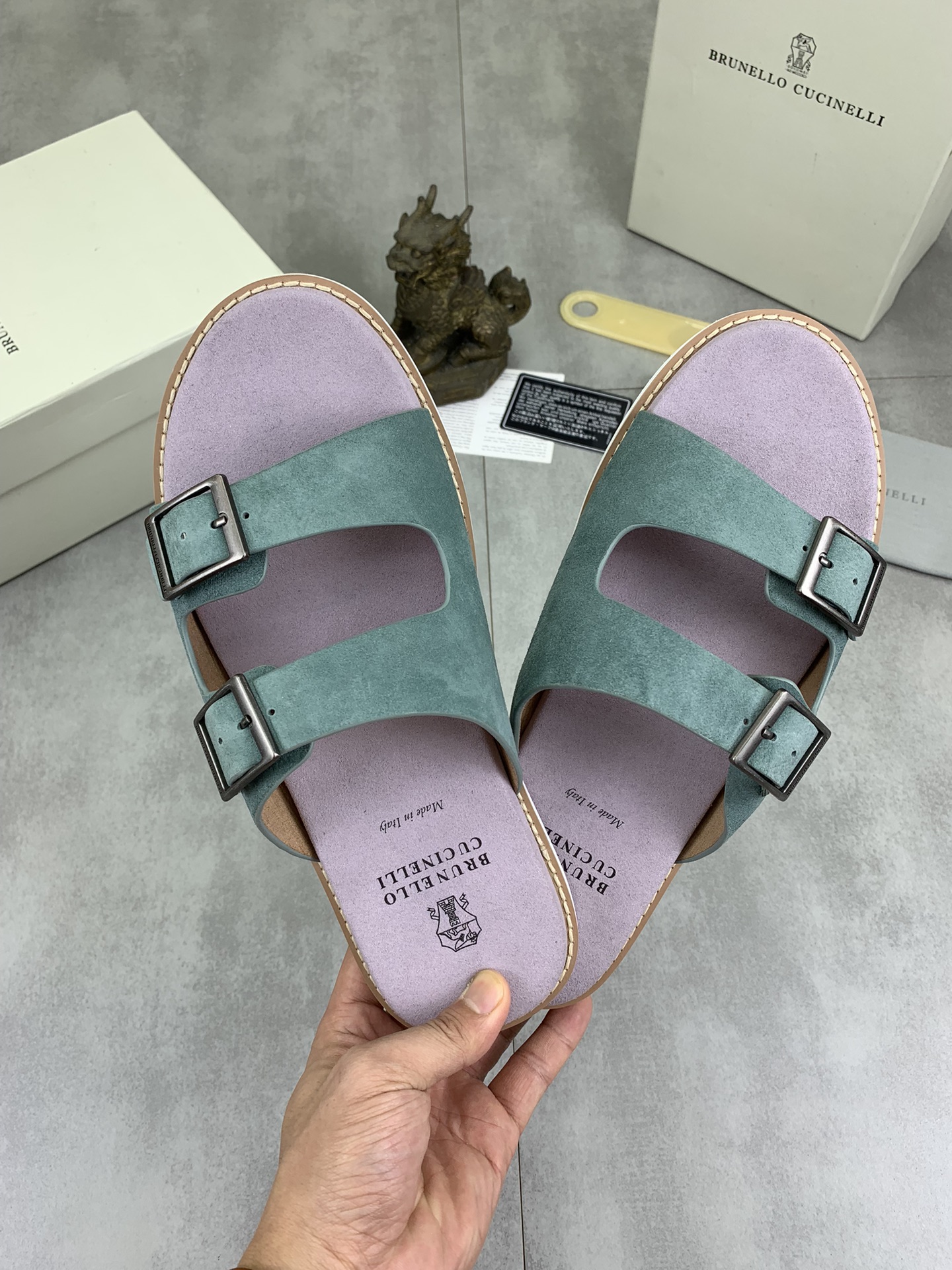 Precio de fábrica P150 Precio real Brunello Cucinelli BC New Suede Slippers, 24ss New Collection ¡Es