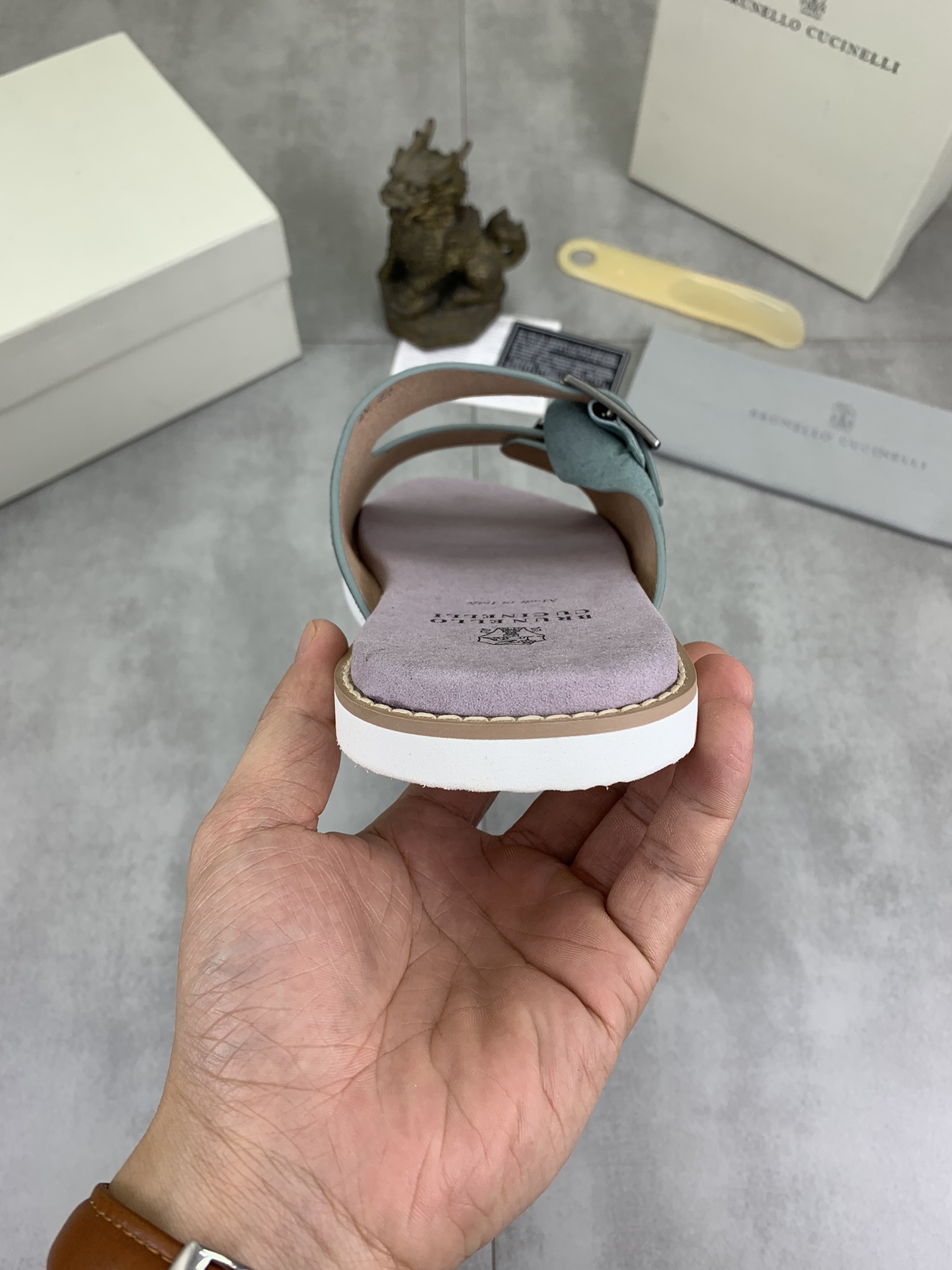 Precio de fábrica P150 Precio real Brunello Cucinelli BC New Suede Slippers, 24ss New Collection ¡Es