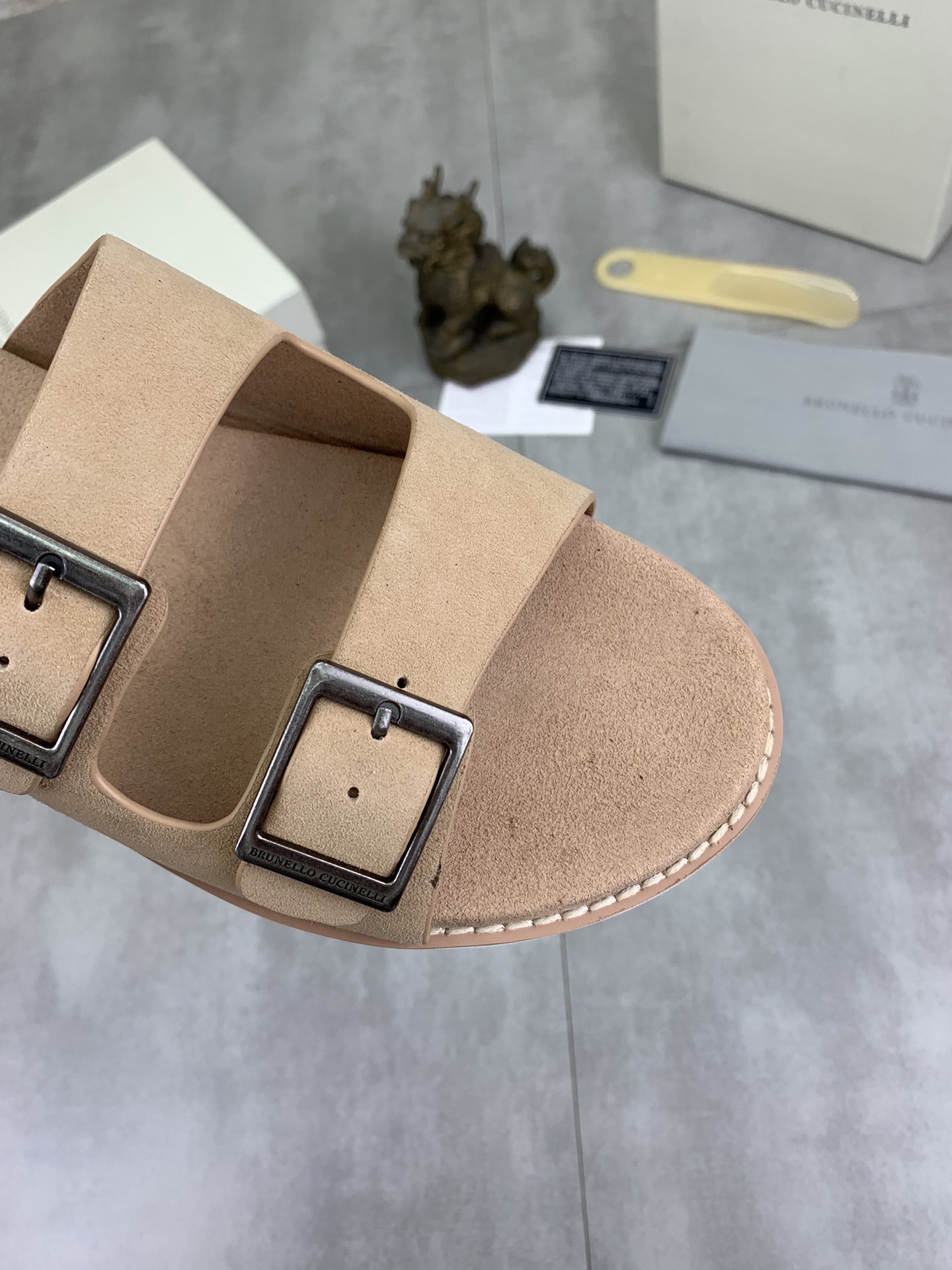 Precio de fábrica P150 Precio real Brunello Cucinelli BC New Suede Slippers, 24ss New Collection ¡Es