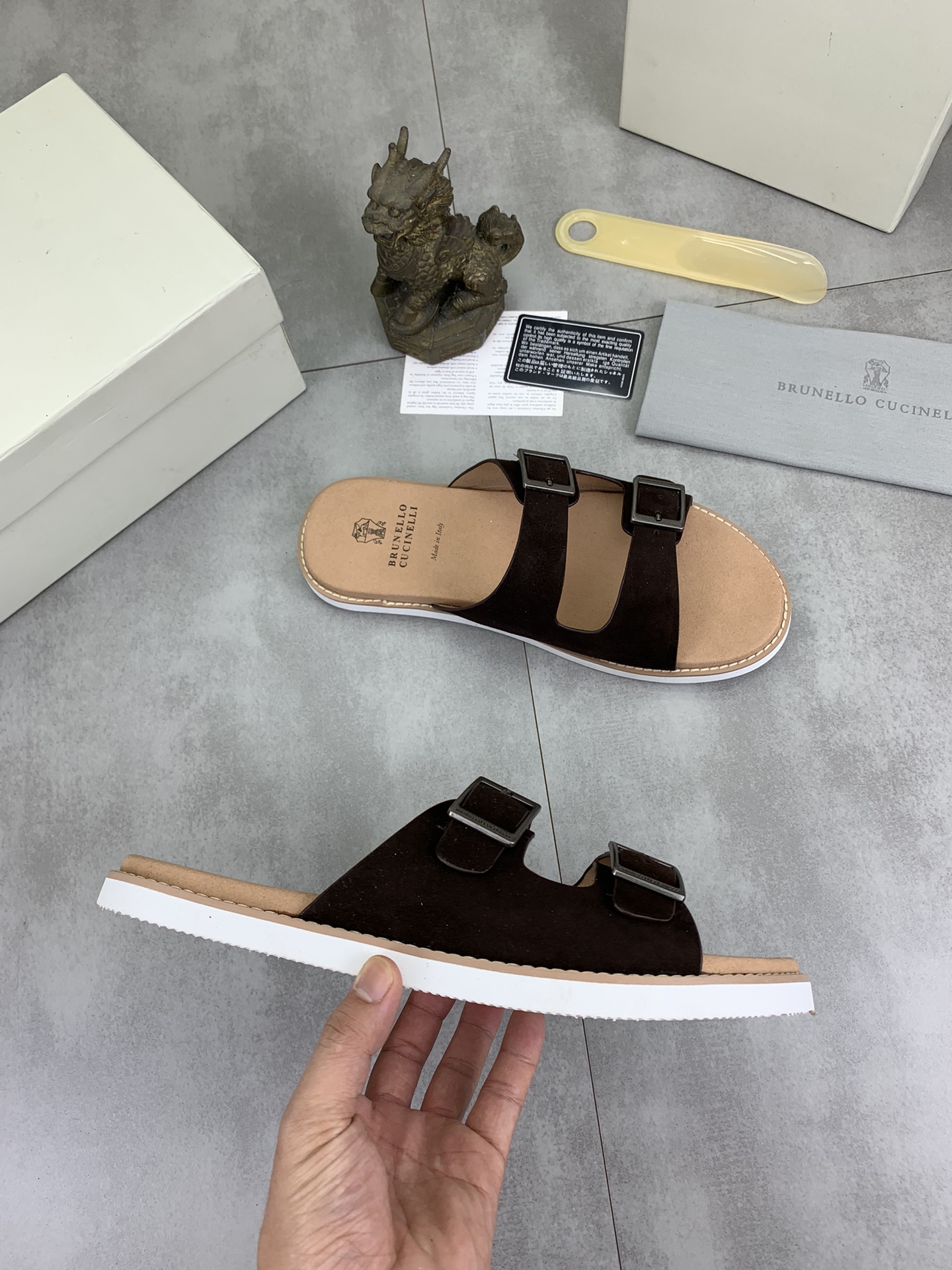 Precio de fábrica P150 Precio real Brunello Cucinelli BC New Suede Slippers, 24ss New Collection ¡Es