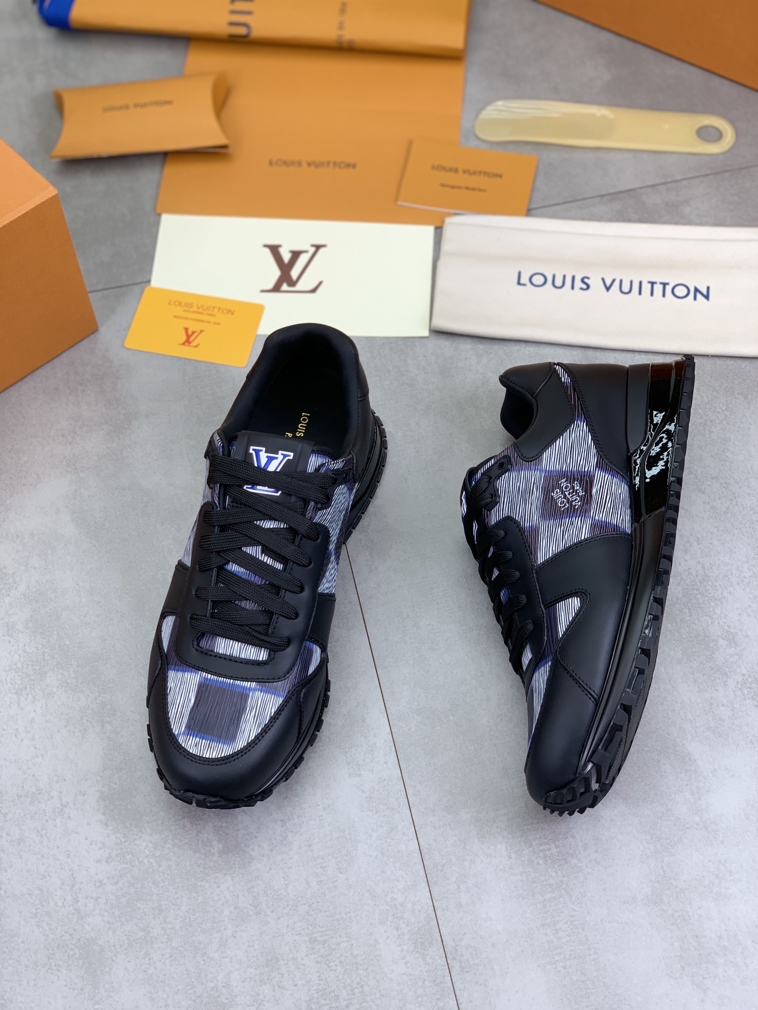Louis Vuitton Men's Black Leather and Rubber Sneakers, Size 38-44 6 i1722099330 2097 0