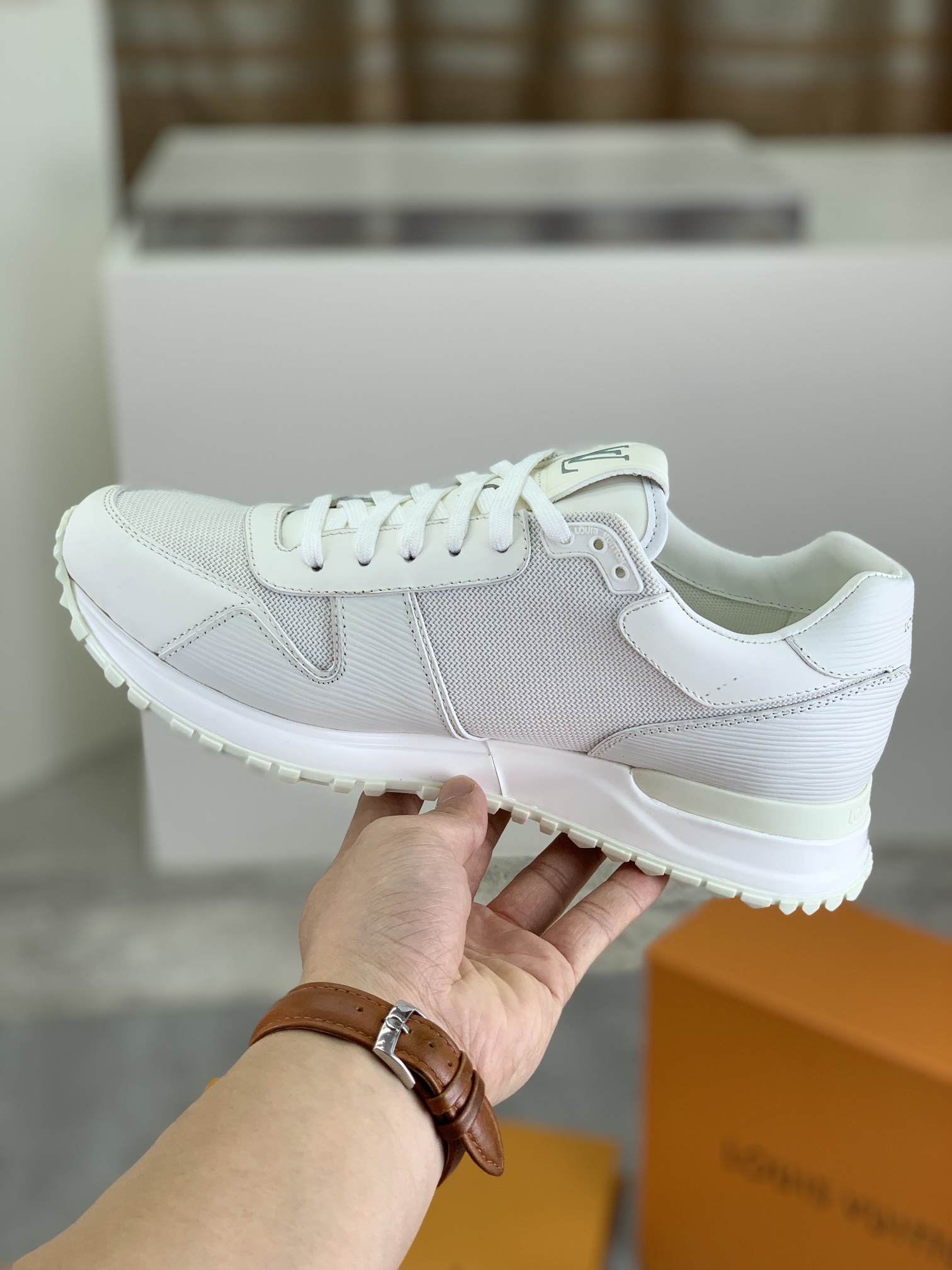 Louis Vuitton Men's White Leather Run Away Sneakers Size 38-44 7 i1722099374 1778 0