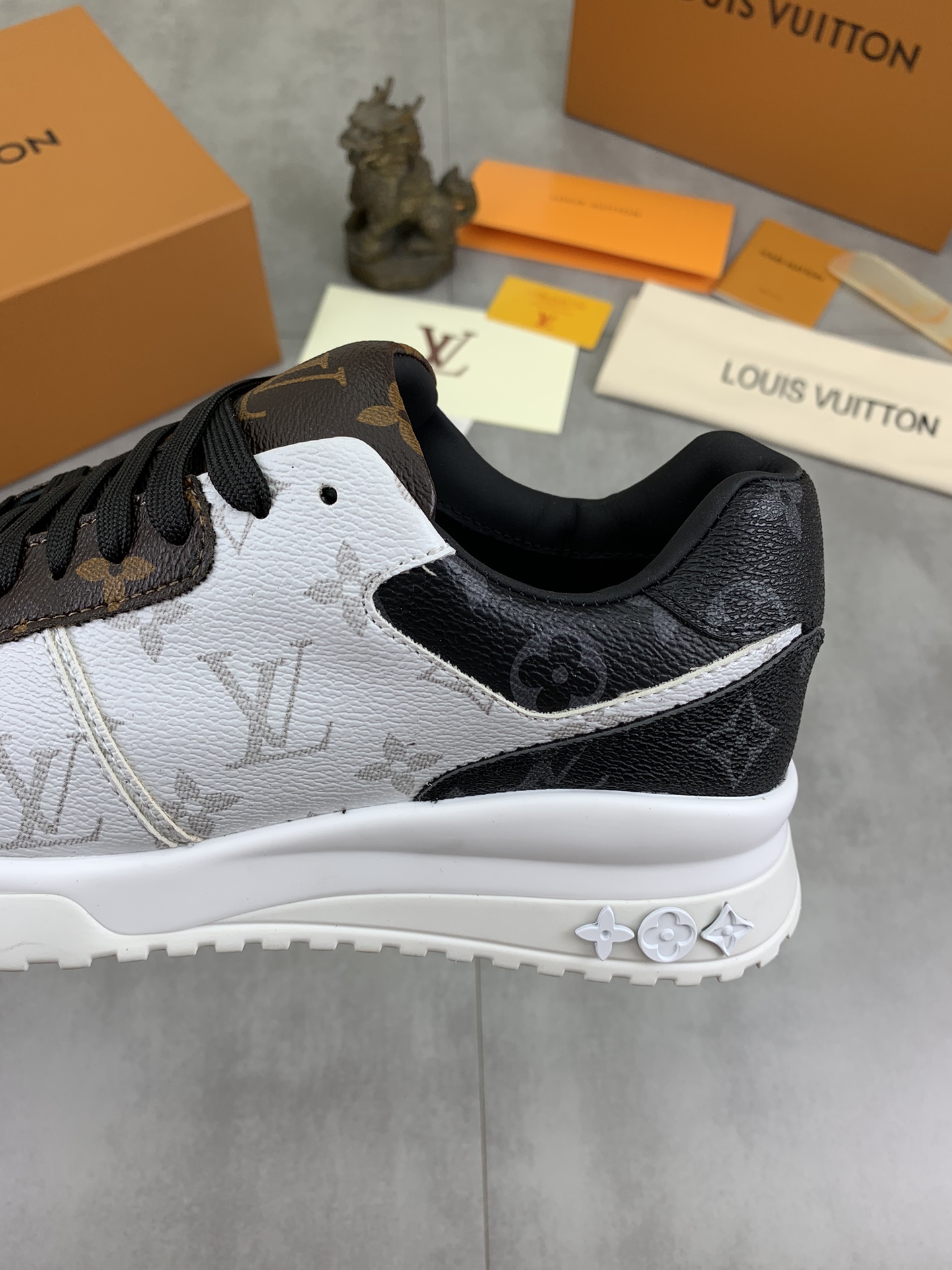 Louis Vuitton Men's Brown Monogram Leather Run Away Sneakers Size 38-44 8 i1726417228 557 0