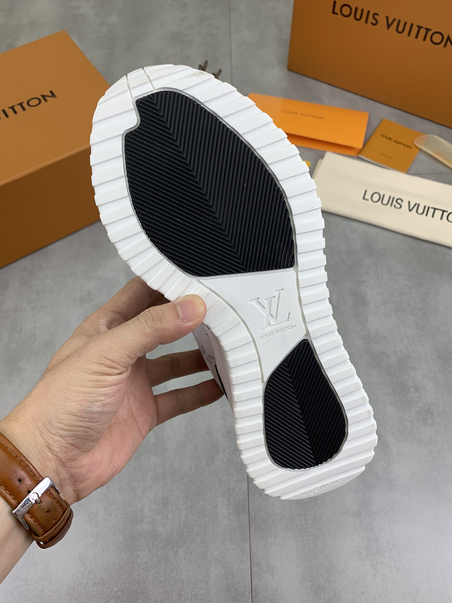 Louis Vuitton Men's Brown Monogram Leather Run Away Sneakers Size 38-44 9 i1726417228 583 0