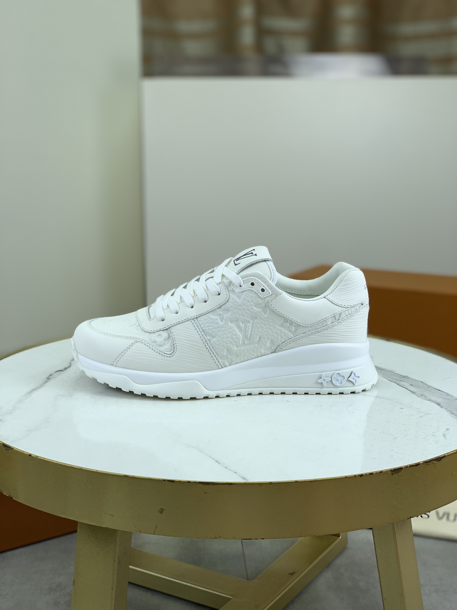Louis Vuitton Men's White Leather Sneaker - Classic Design, Premium Quality 1 Louis Vuitton Men's White Leather Sneaker - Classic Design, Premium Quality