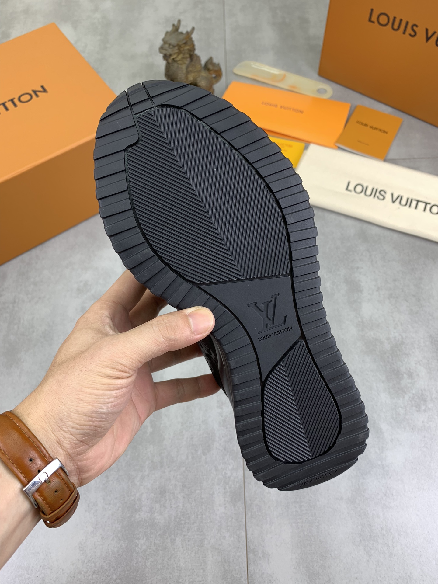 Louis Vuitton Men's Black Leather Run Away Sneakers Size 38-44 9 i1726417265 805 0